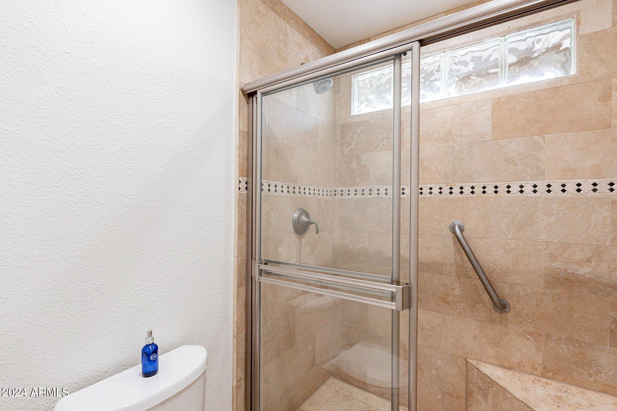 6866 E KATHLEEN Road