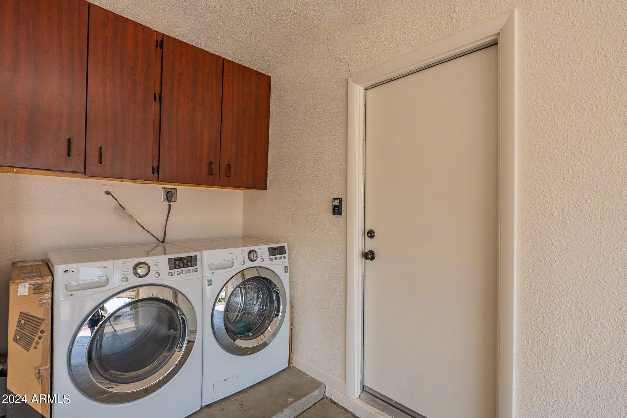 6866 E KATHLEEN Road