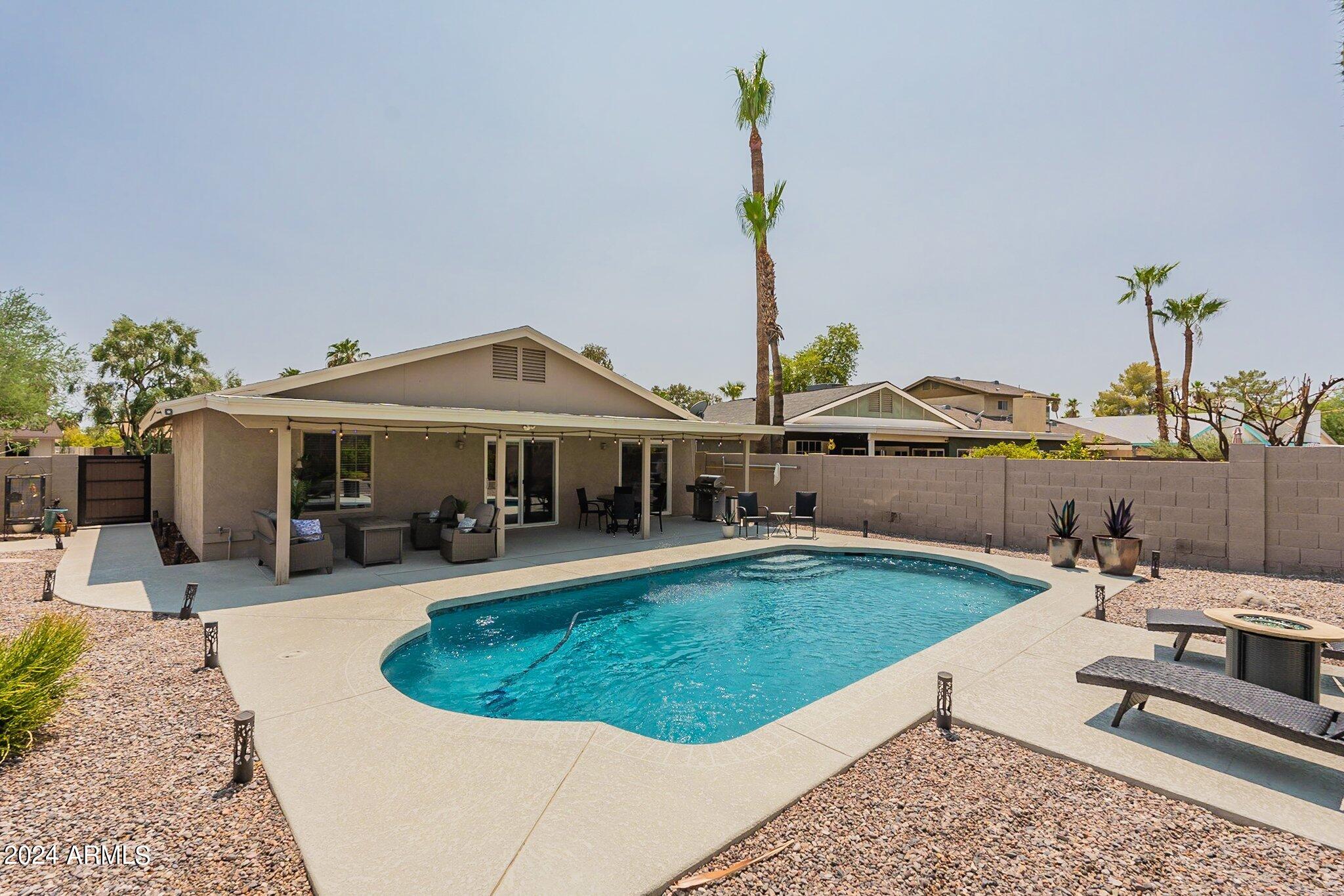 6866 E KATHLEEN Road