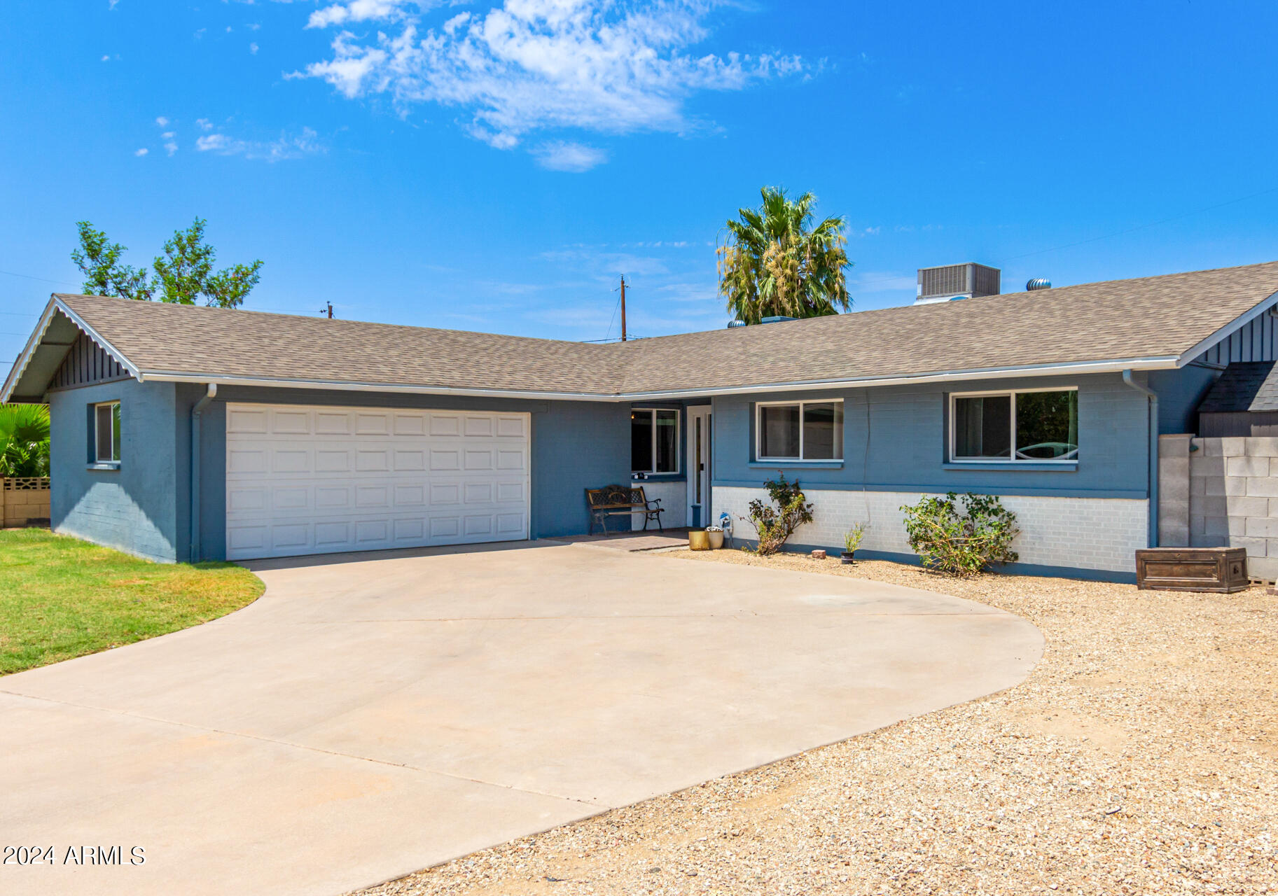 4018 W SOLANO Drive