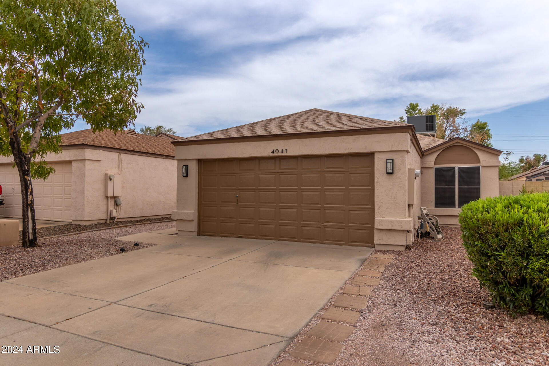 4041 W CHAMA Drive