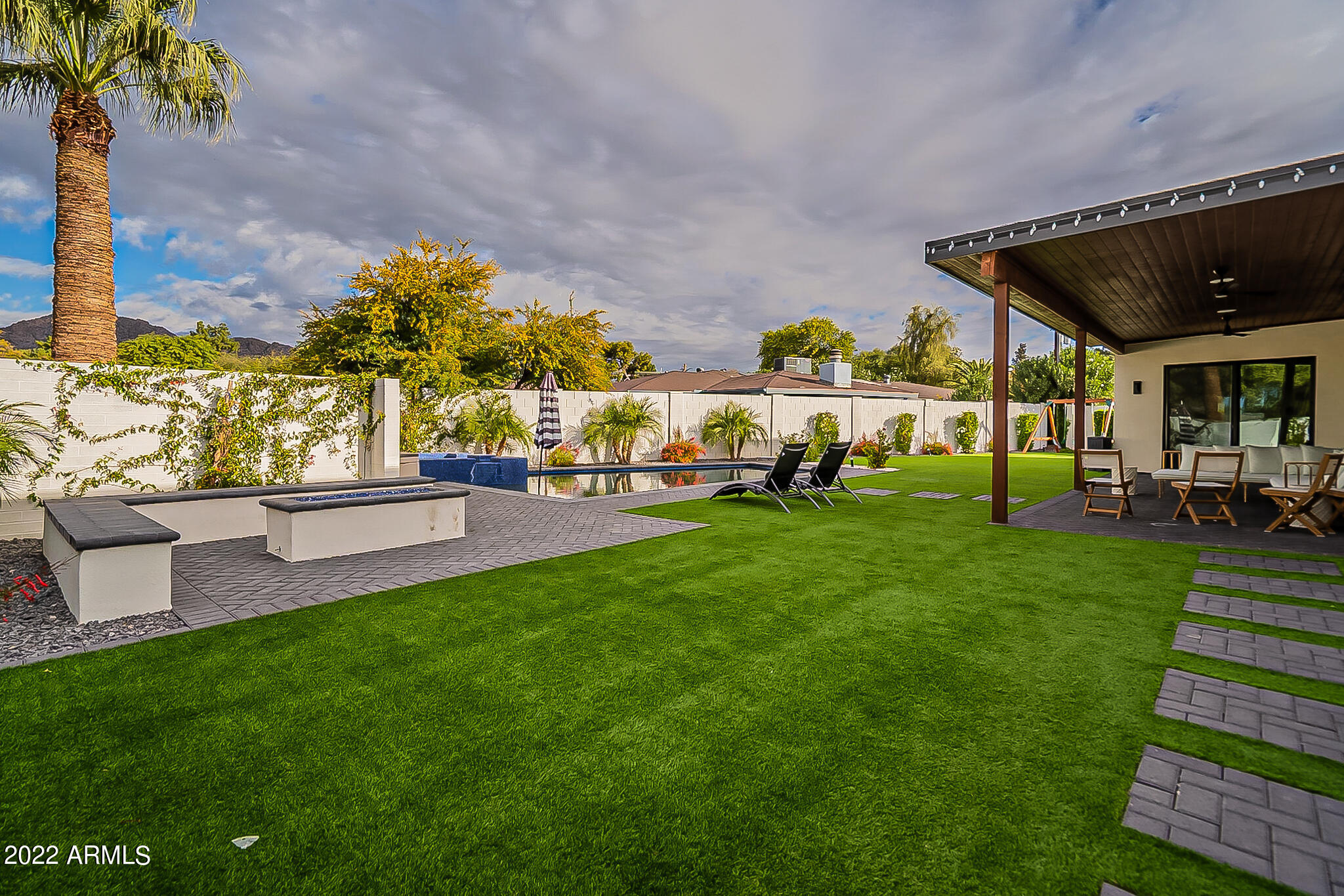3303 N 60TH Street