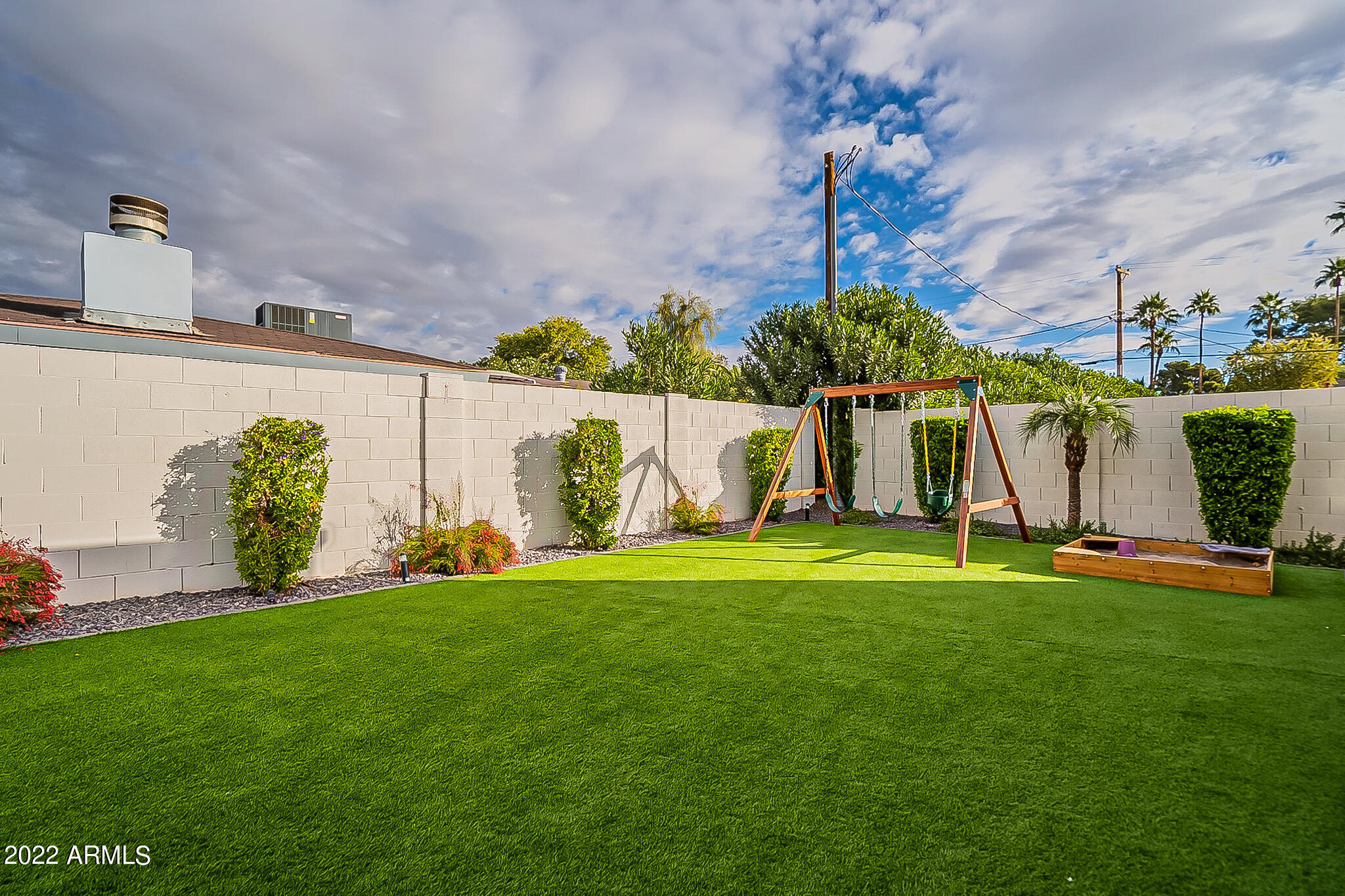3303 N 60TH Street