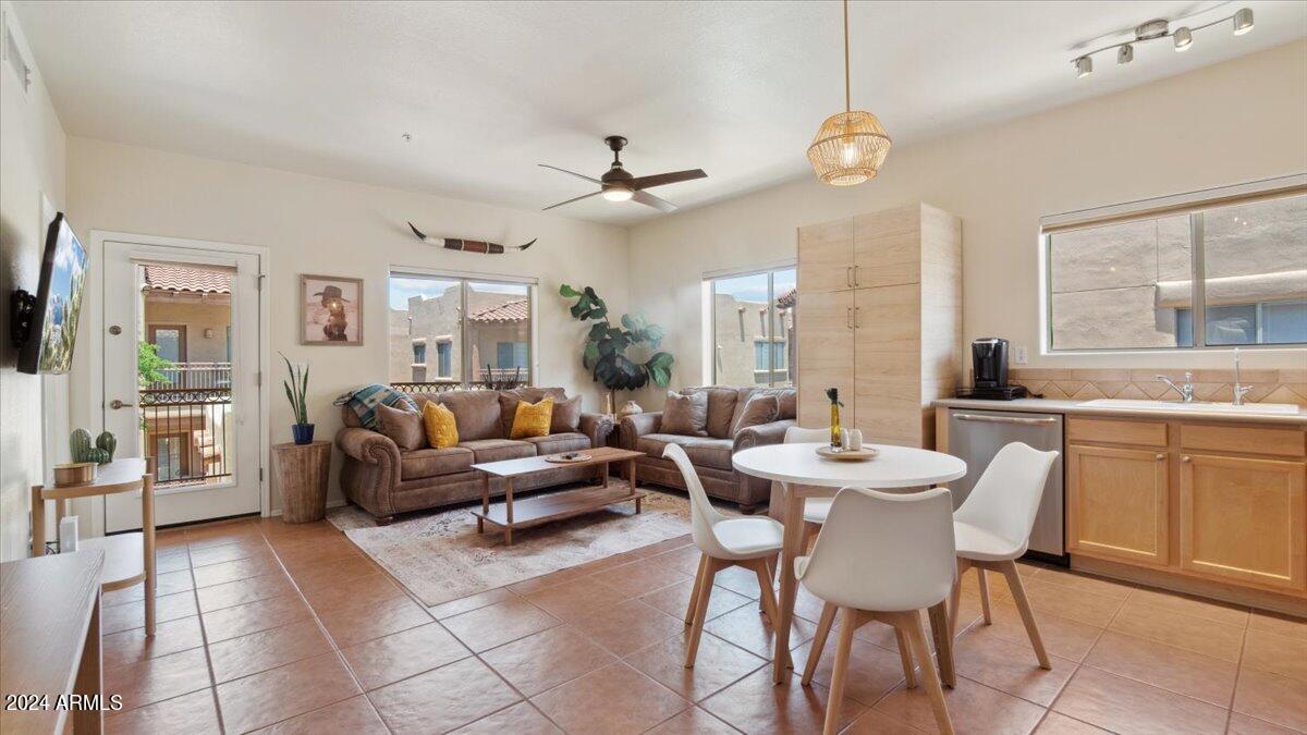 16545 E GUNSIGHT Drive # 206