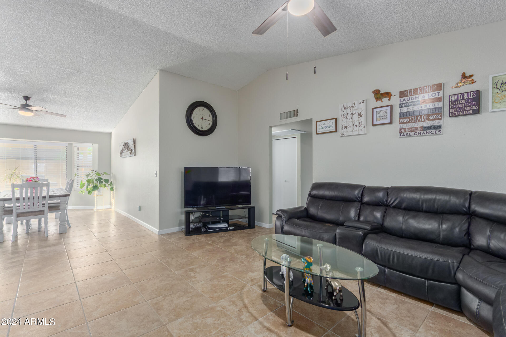 4202 W SAINT JOHN Road