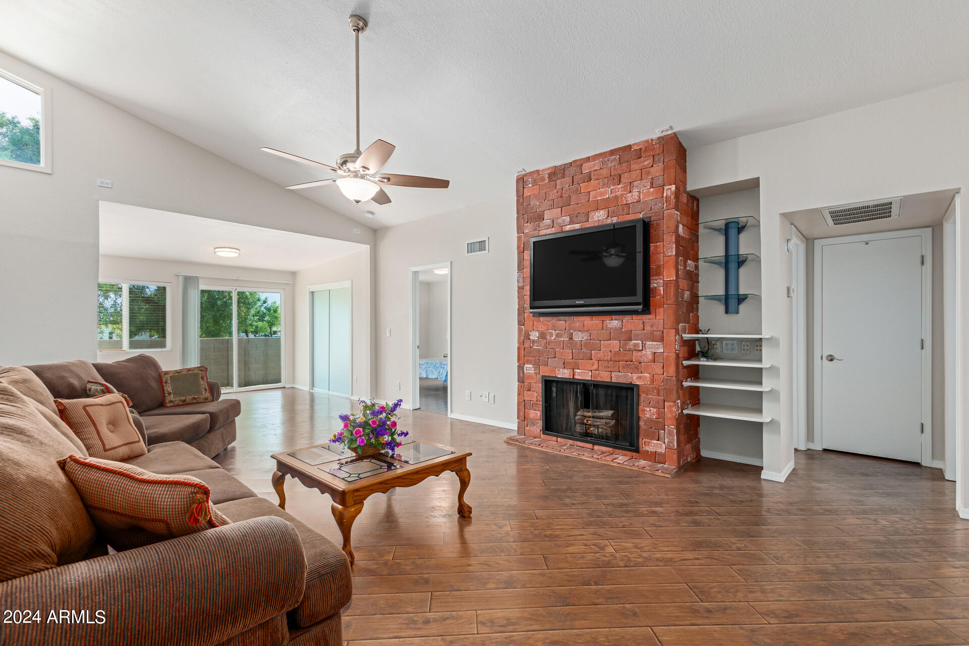 1231 E BLUEBELL Lane