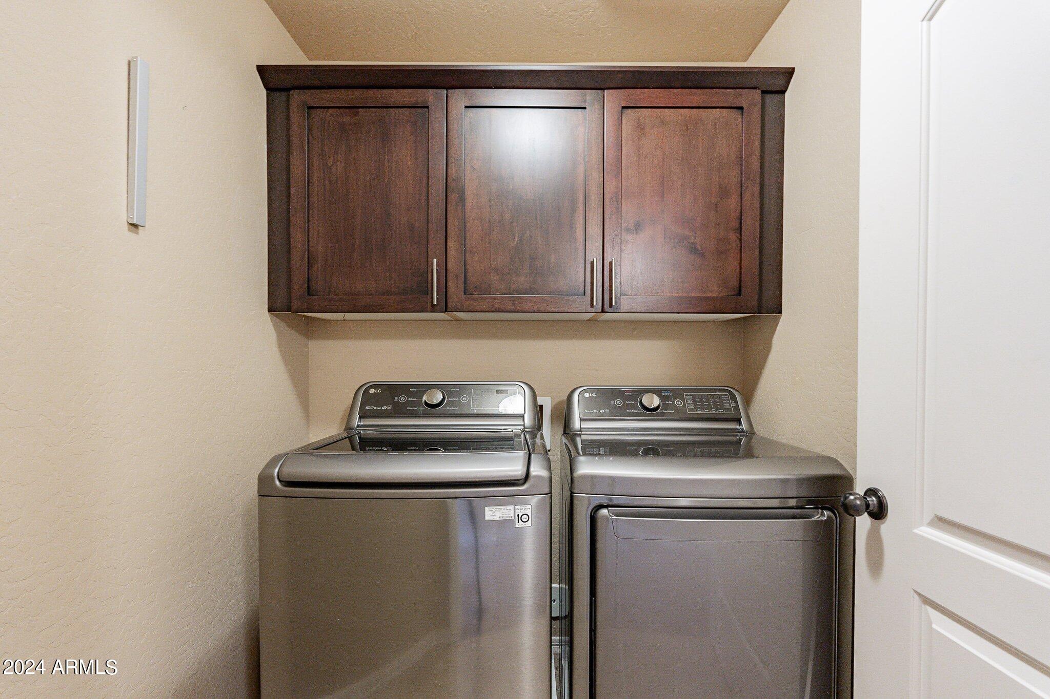 2051 E HEARTWOOD Lane