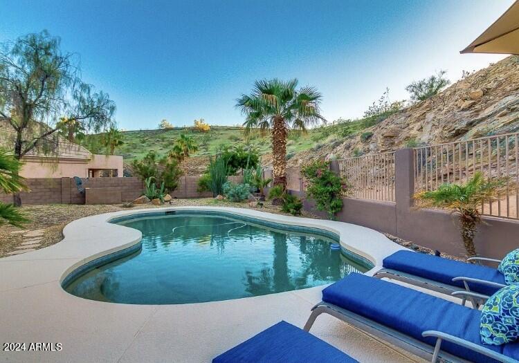16848 S 13TH Place