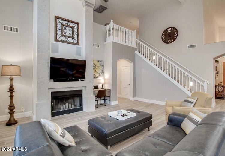 16848 S 13TH Place