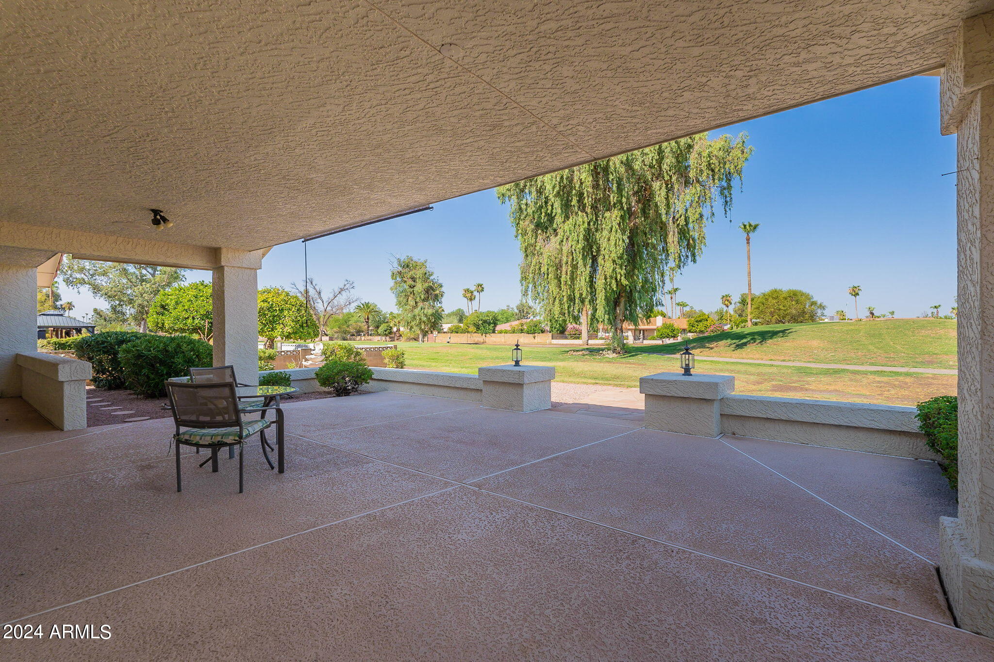 560 S 72ND Street