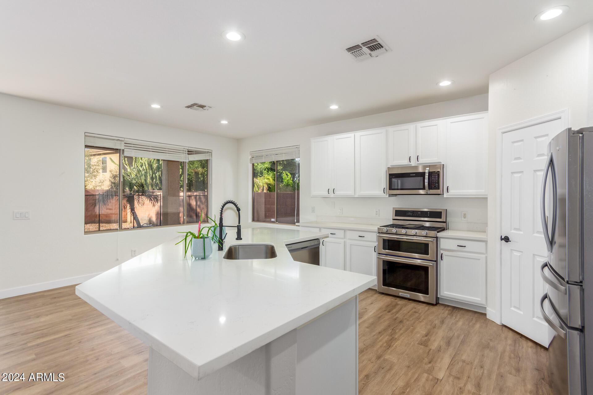 13618 W MONTE VISTA Road