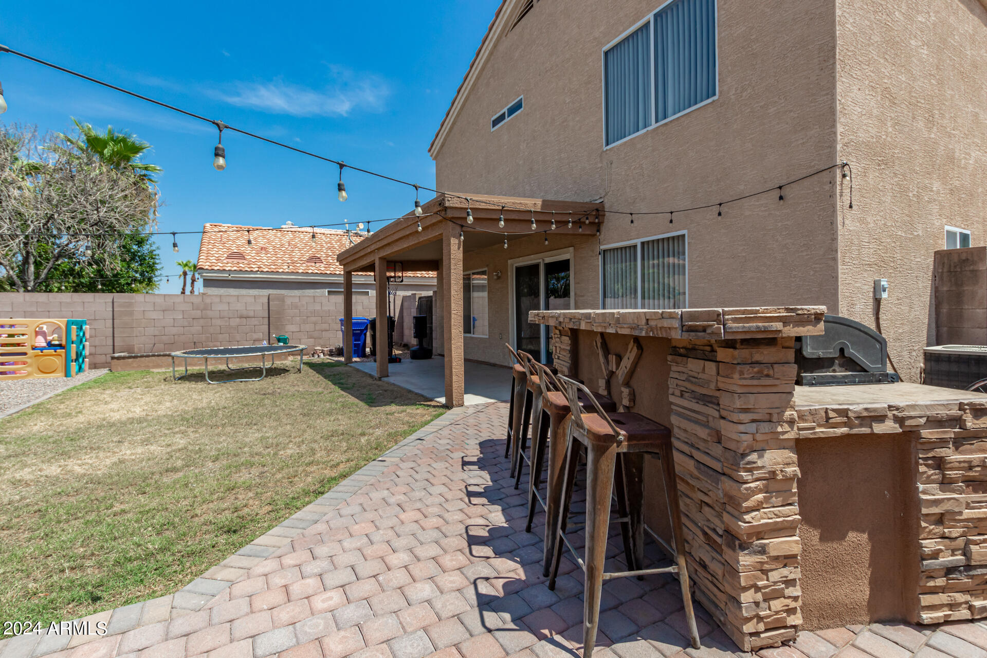 11958 W HOLLY Street