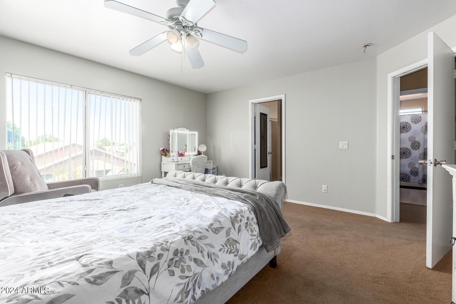 11958 W HOLLY Street