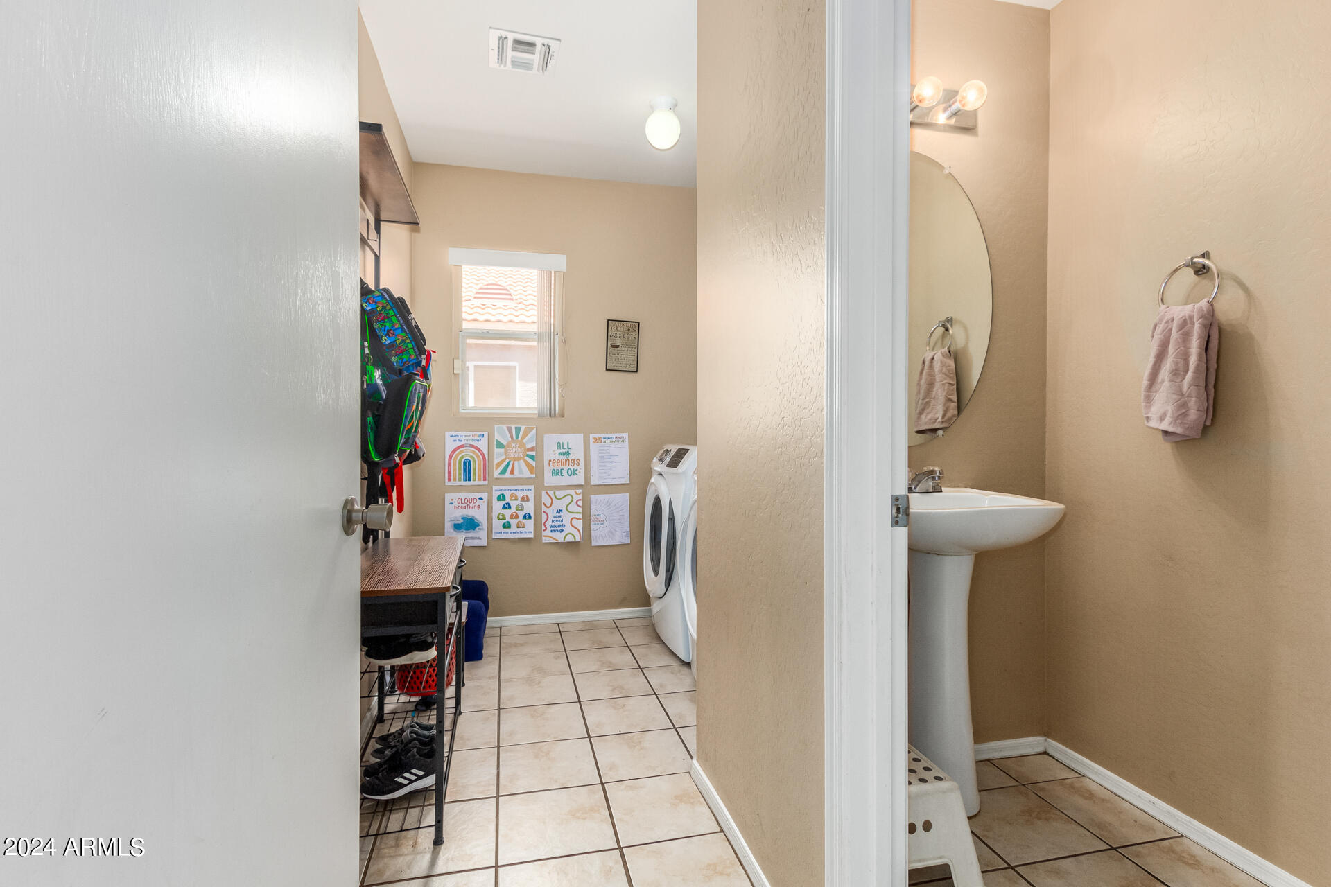 11958 W HOLLY Street