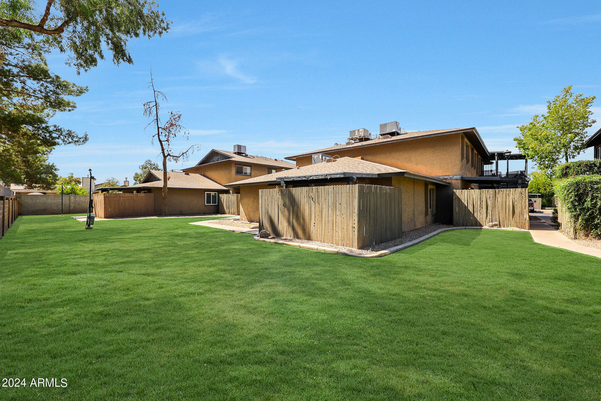 286 W PALOMINO Drive # 177