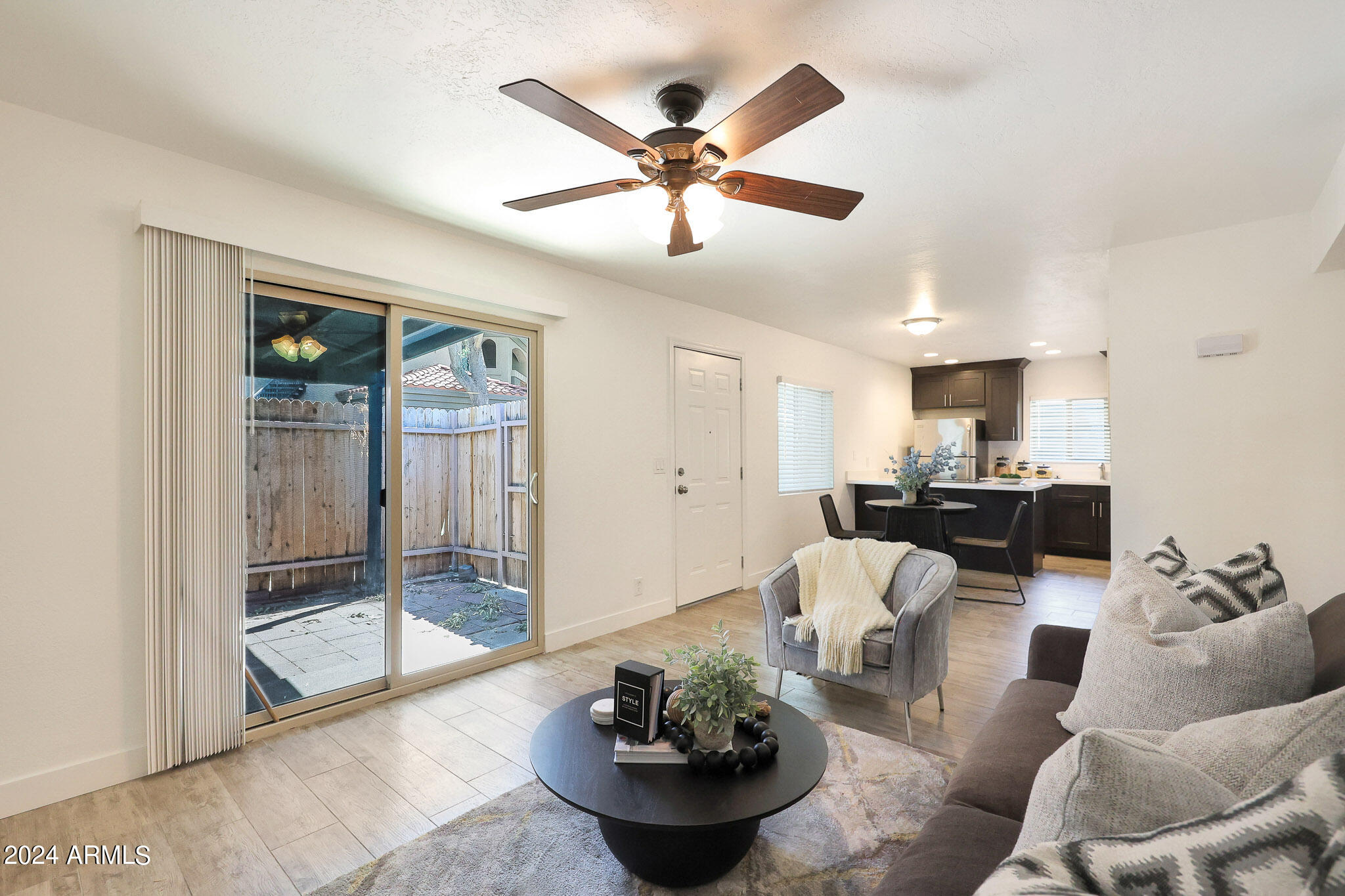 286 W PALOMINO Drive # 177