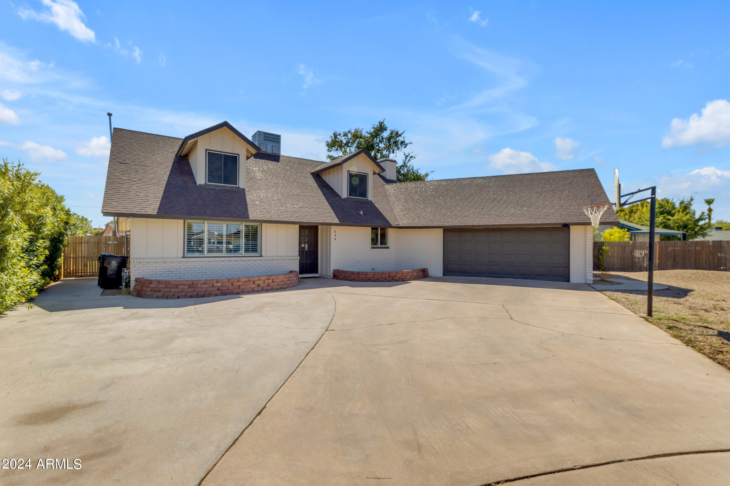 644 N Dawn Circle