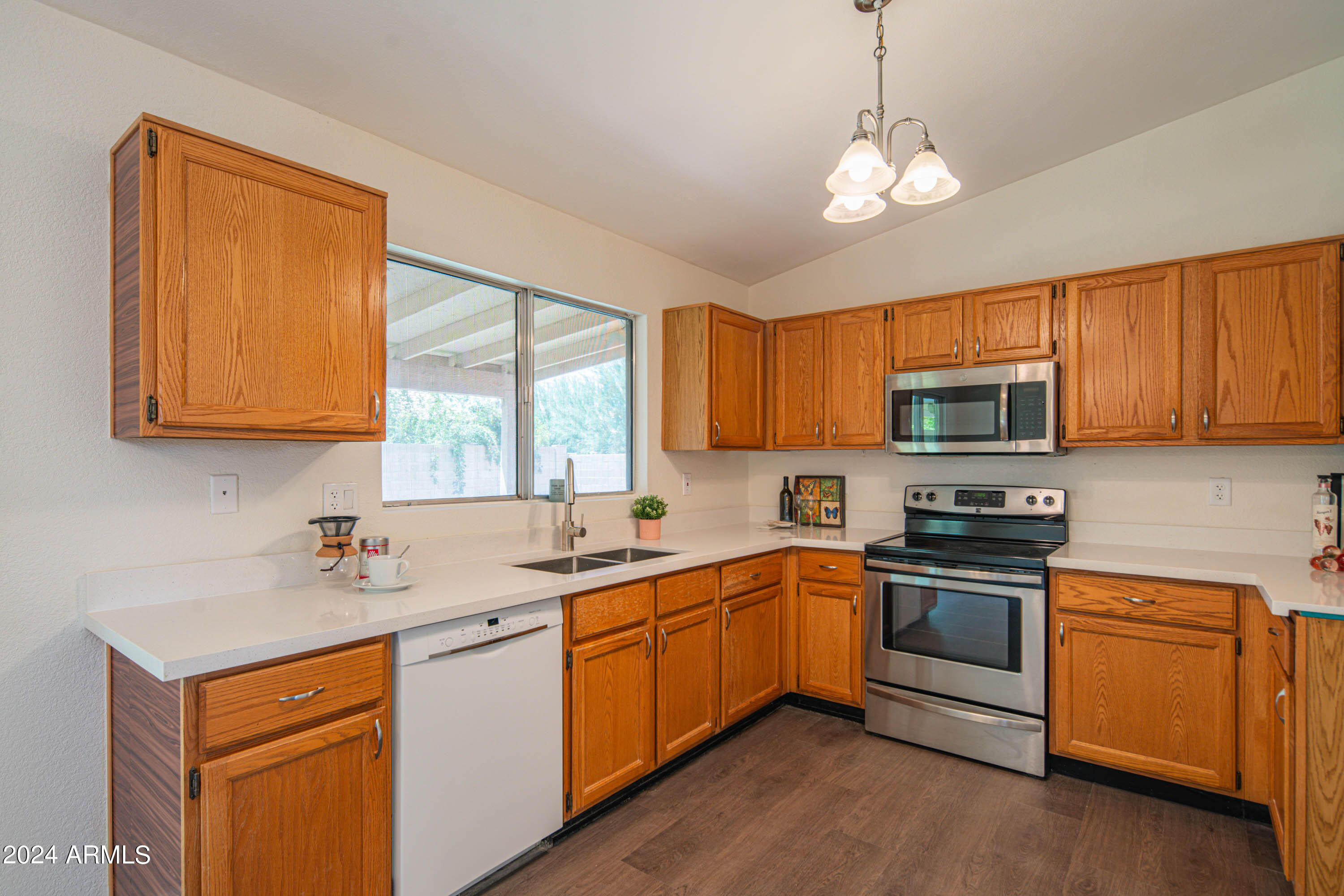 4119 E WESCOTT Drive