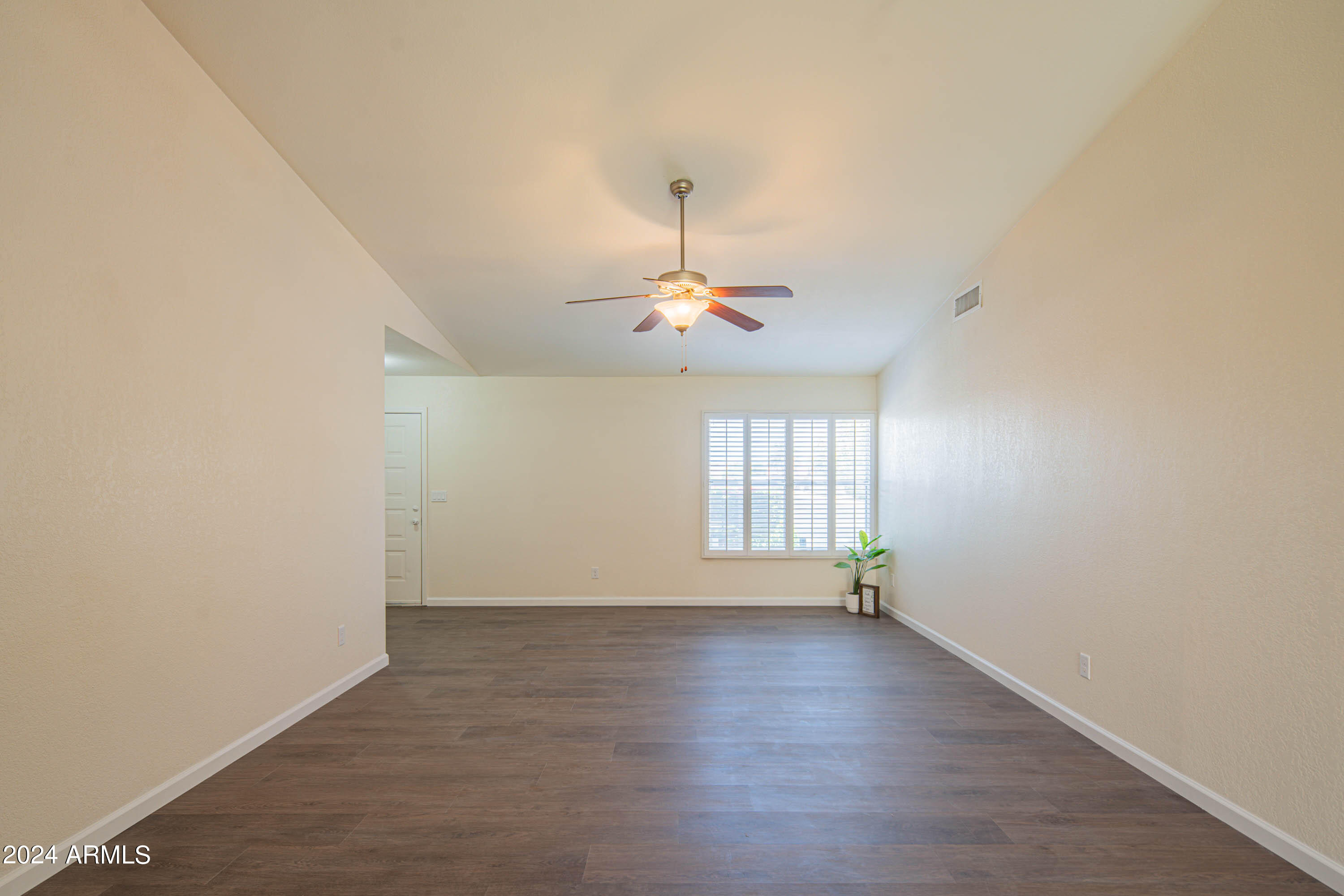 4119 E WESCOTT Drive