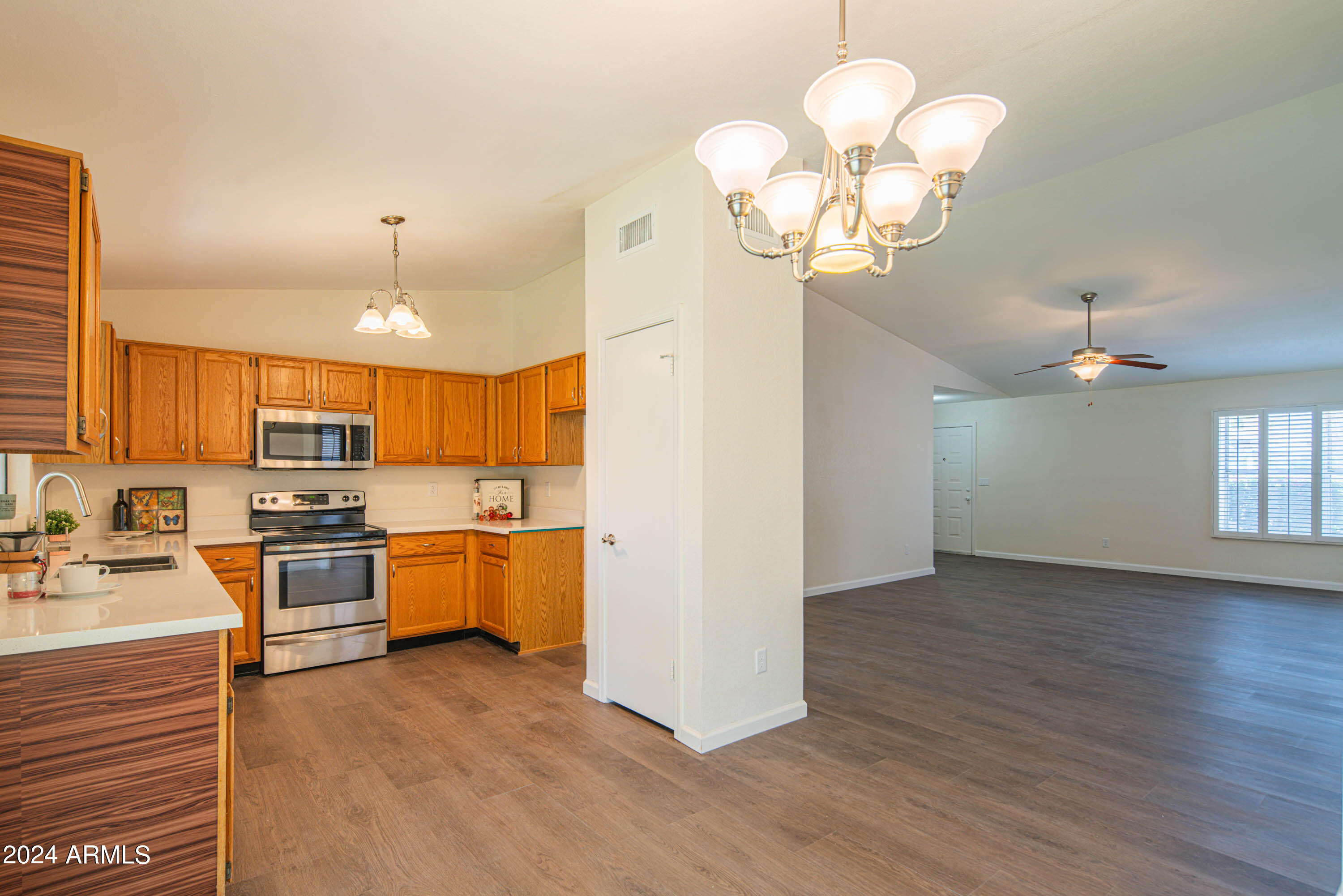 4119 E WESCOTT Drive