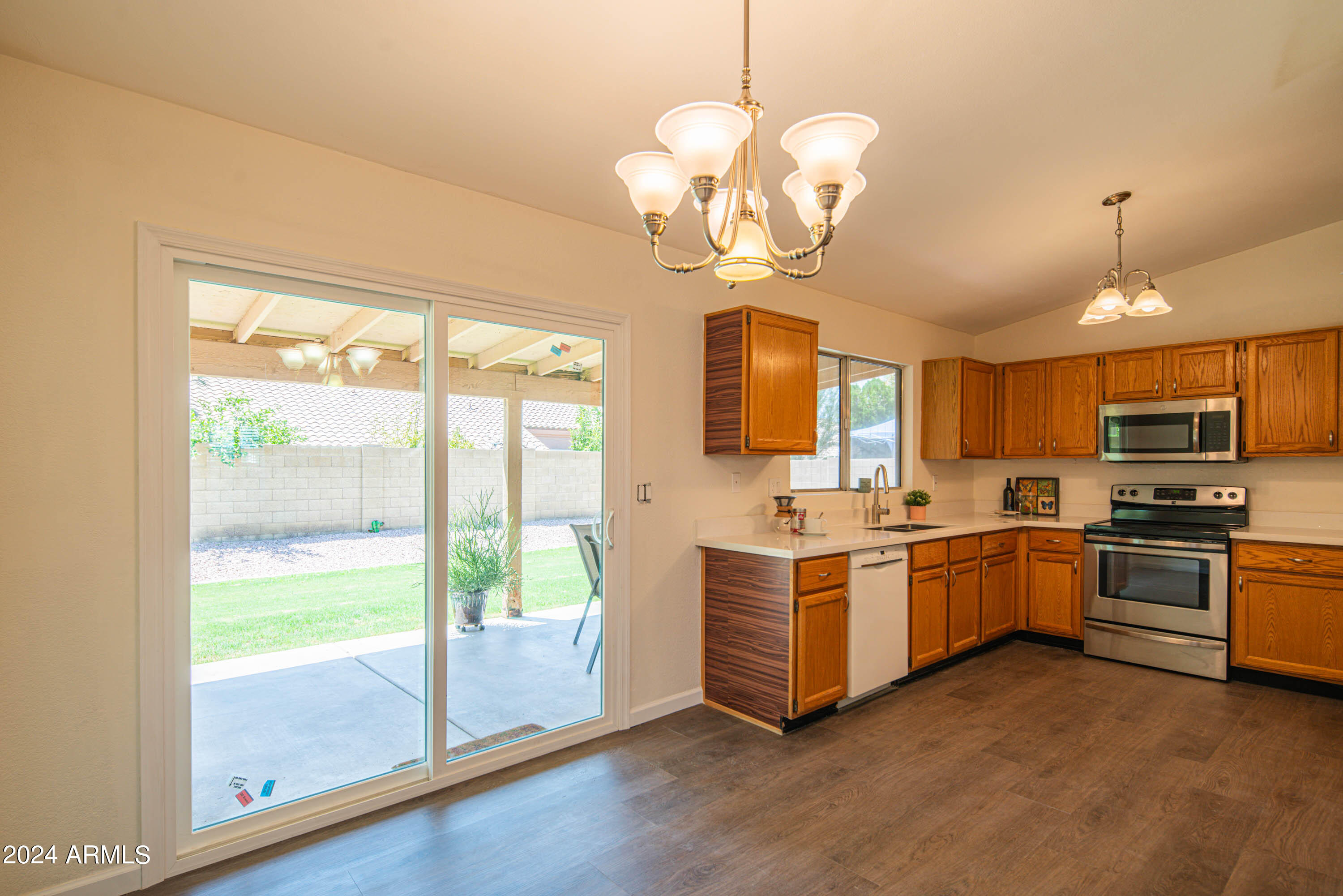 4119 E WESCOTT Drive