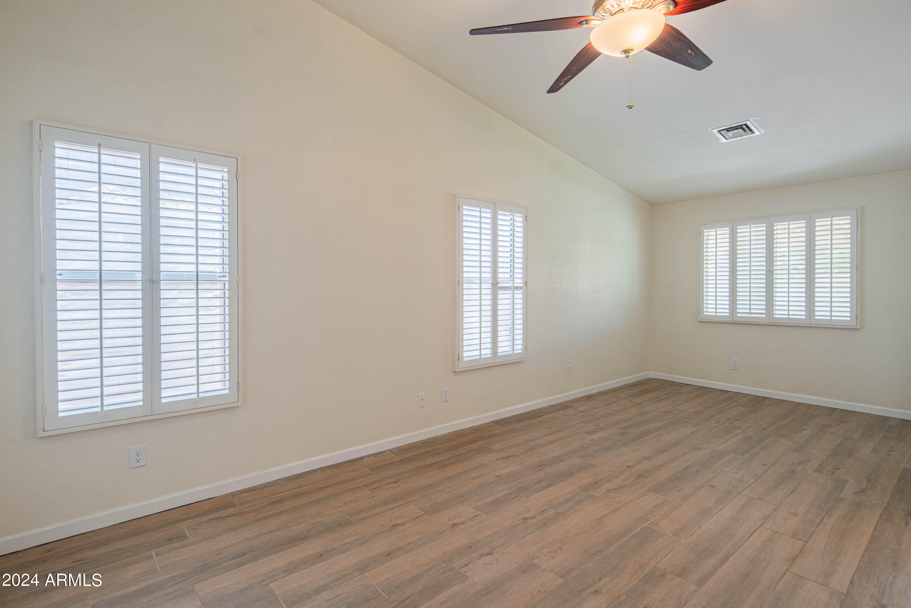 4119 E WESCOTT Drive