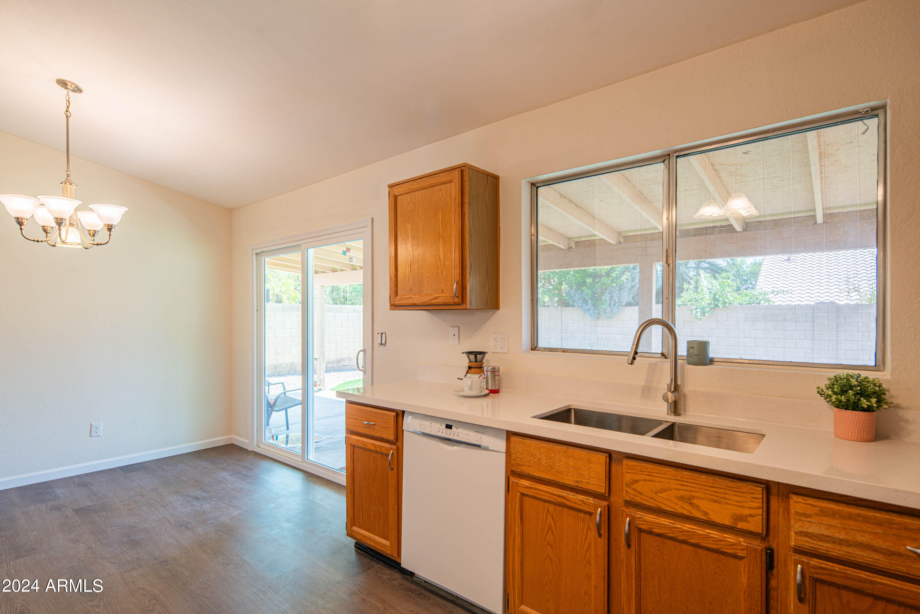 4119 E WESCOTT Drive