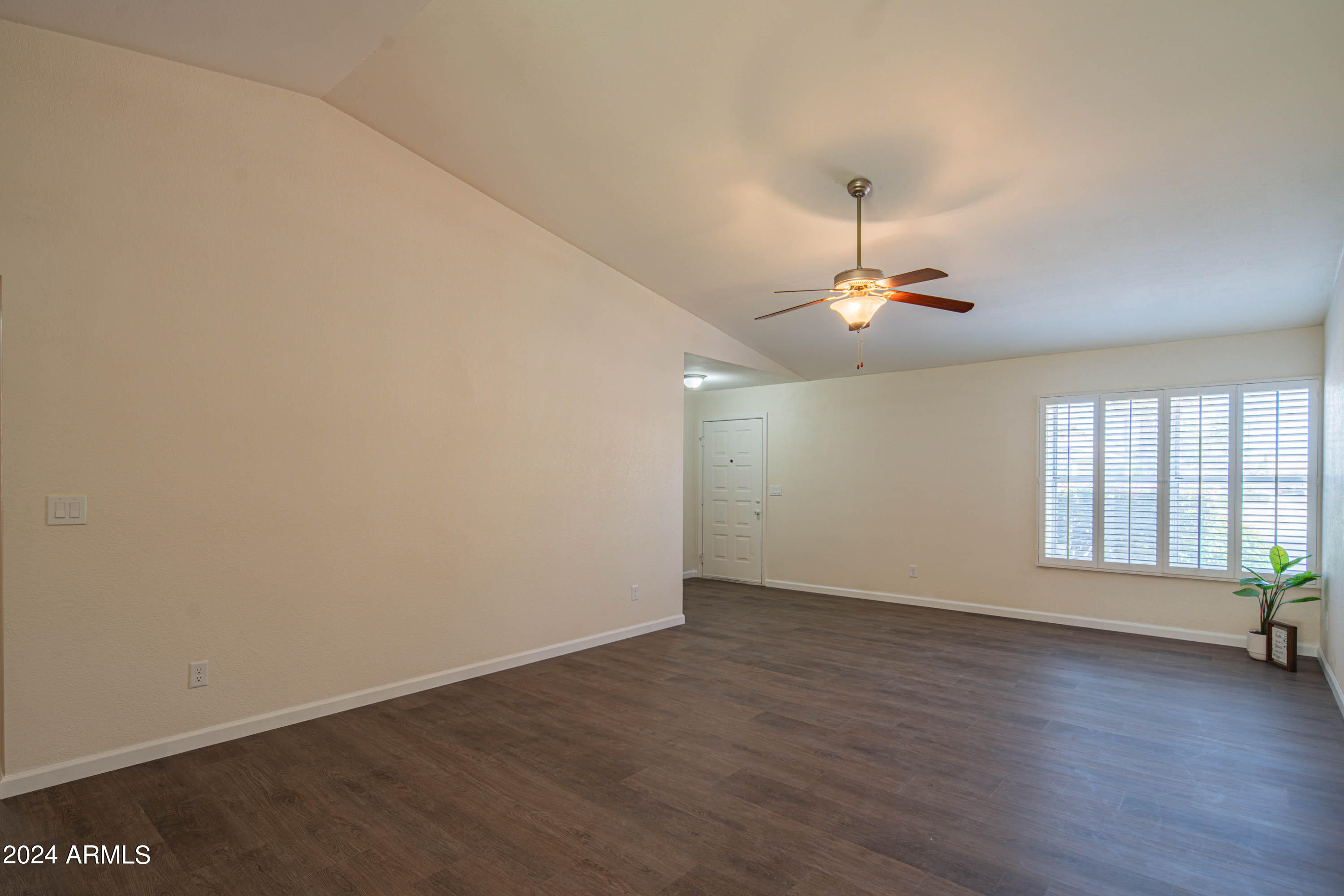 4119 E WESCOTT Drive