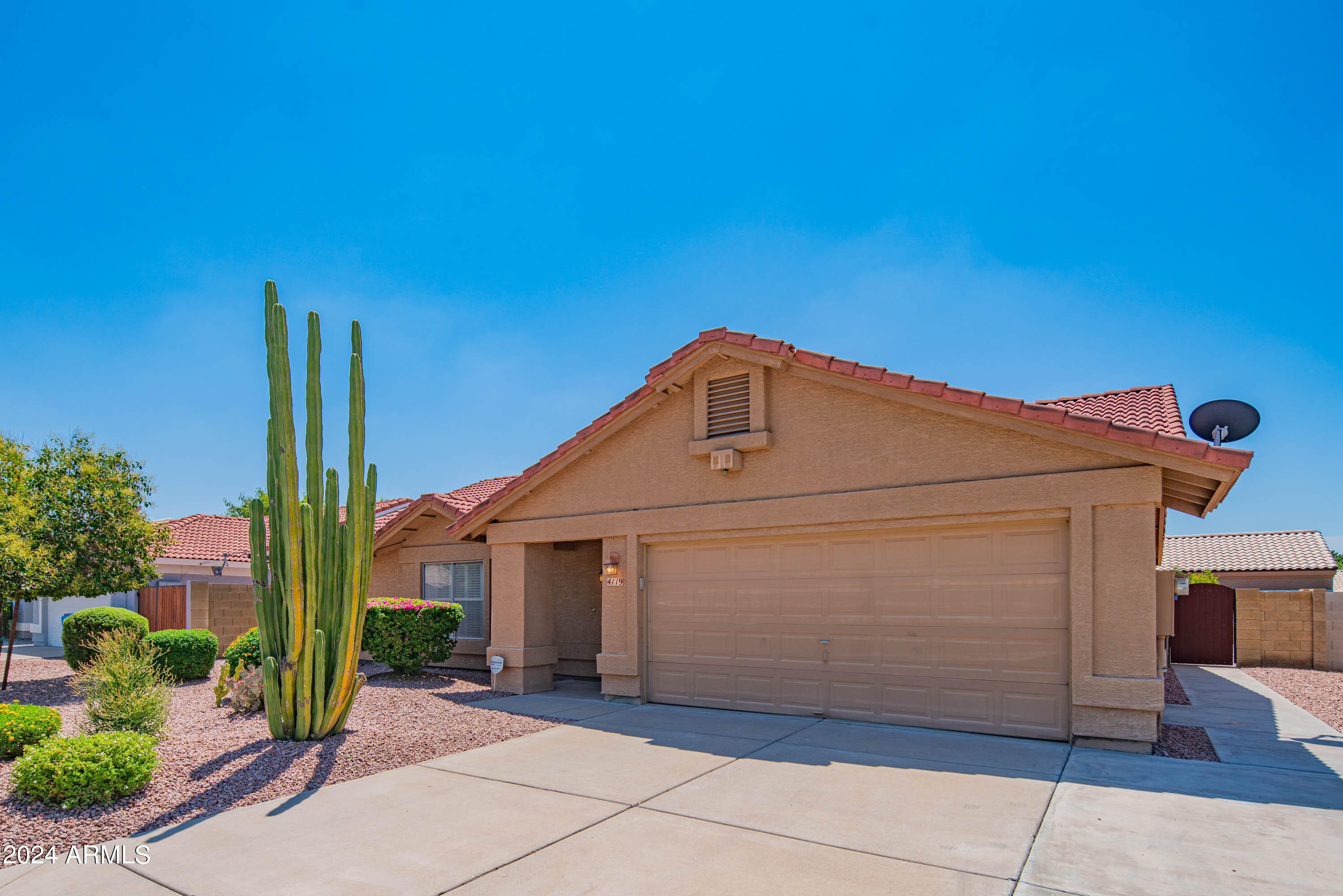 4119 E WESCOTT Drive