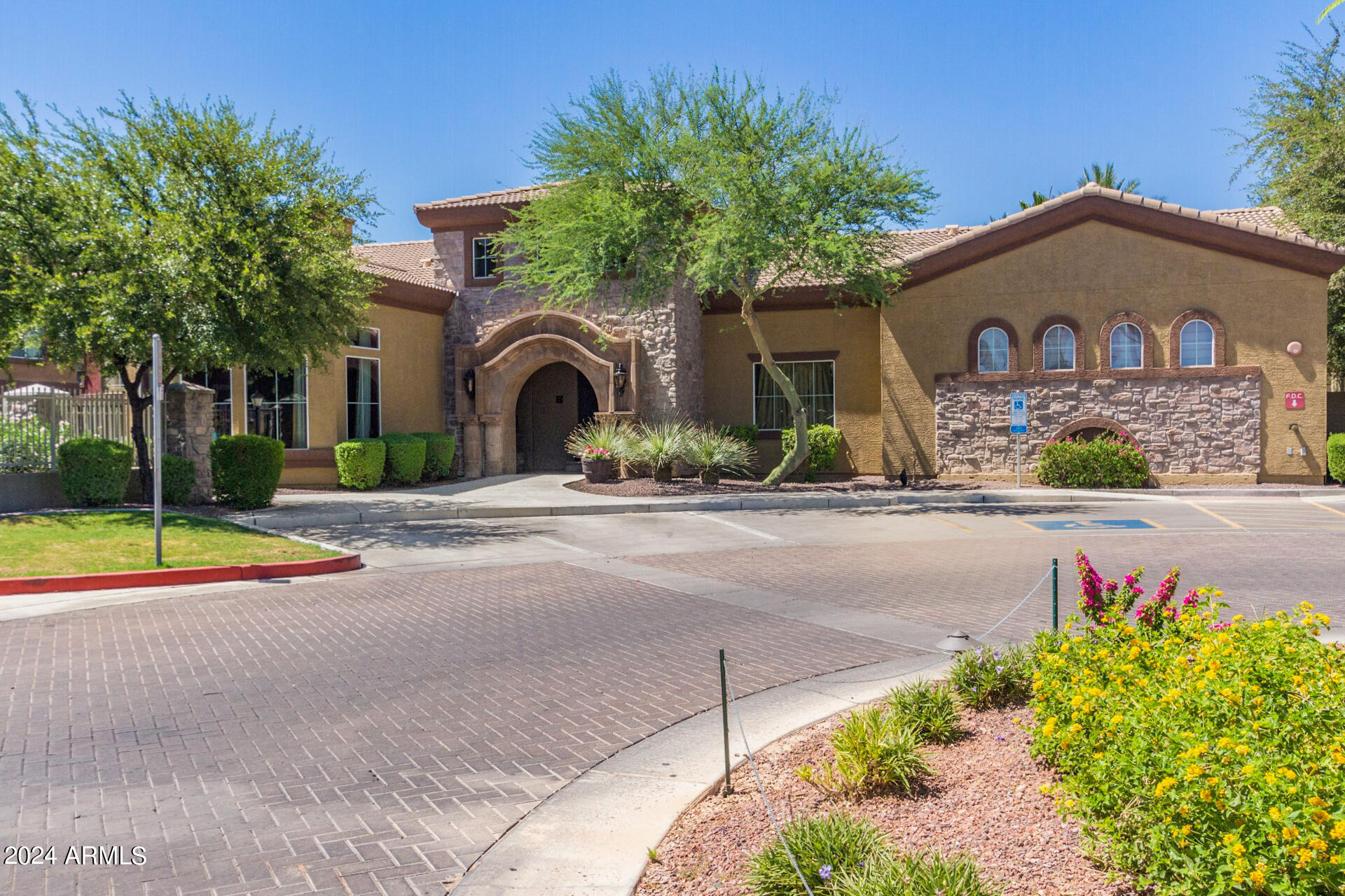 1920 E BELL Road # 1179