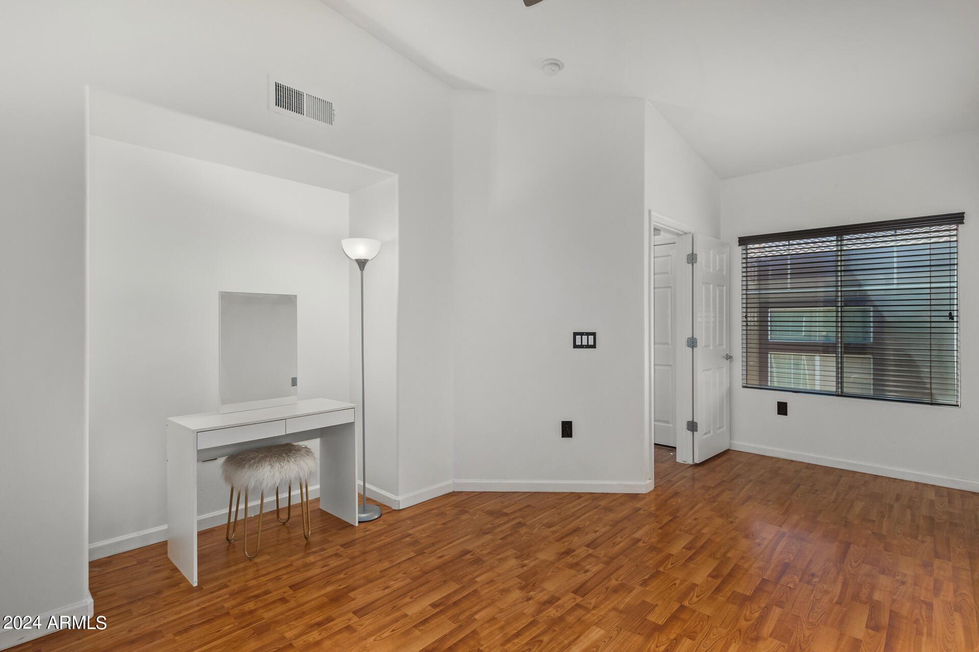 1920 E BELL Road # 1179