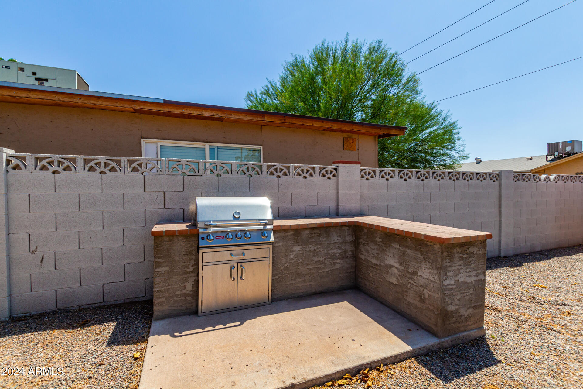 4114 N 85TH Avenue