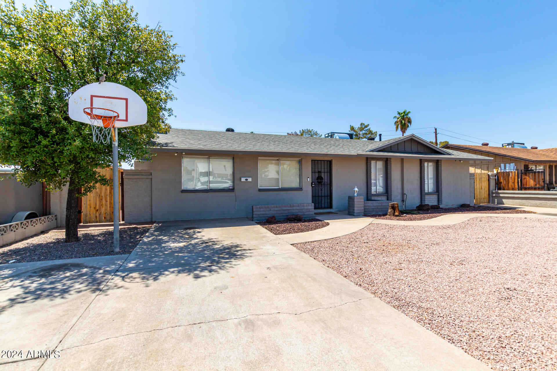 4114 N 85TH Avenue