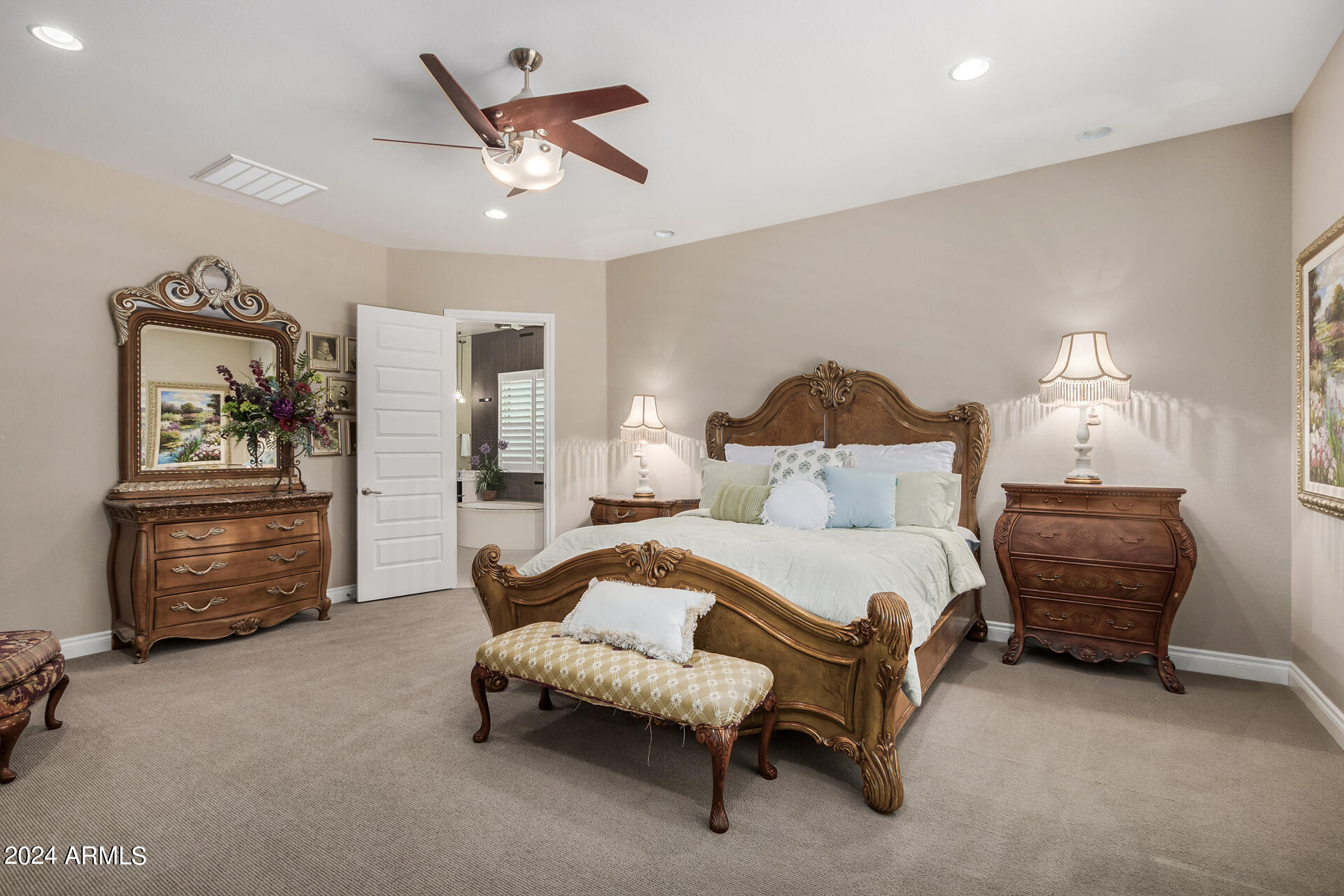 2868 E WILDHORSE Drive