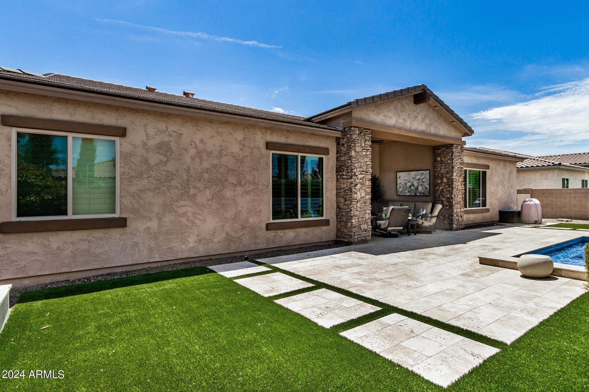 2868 E WILDHORSE Drive