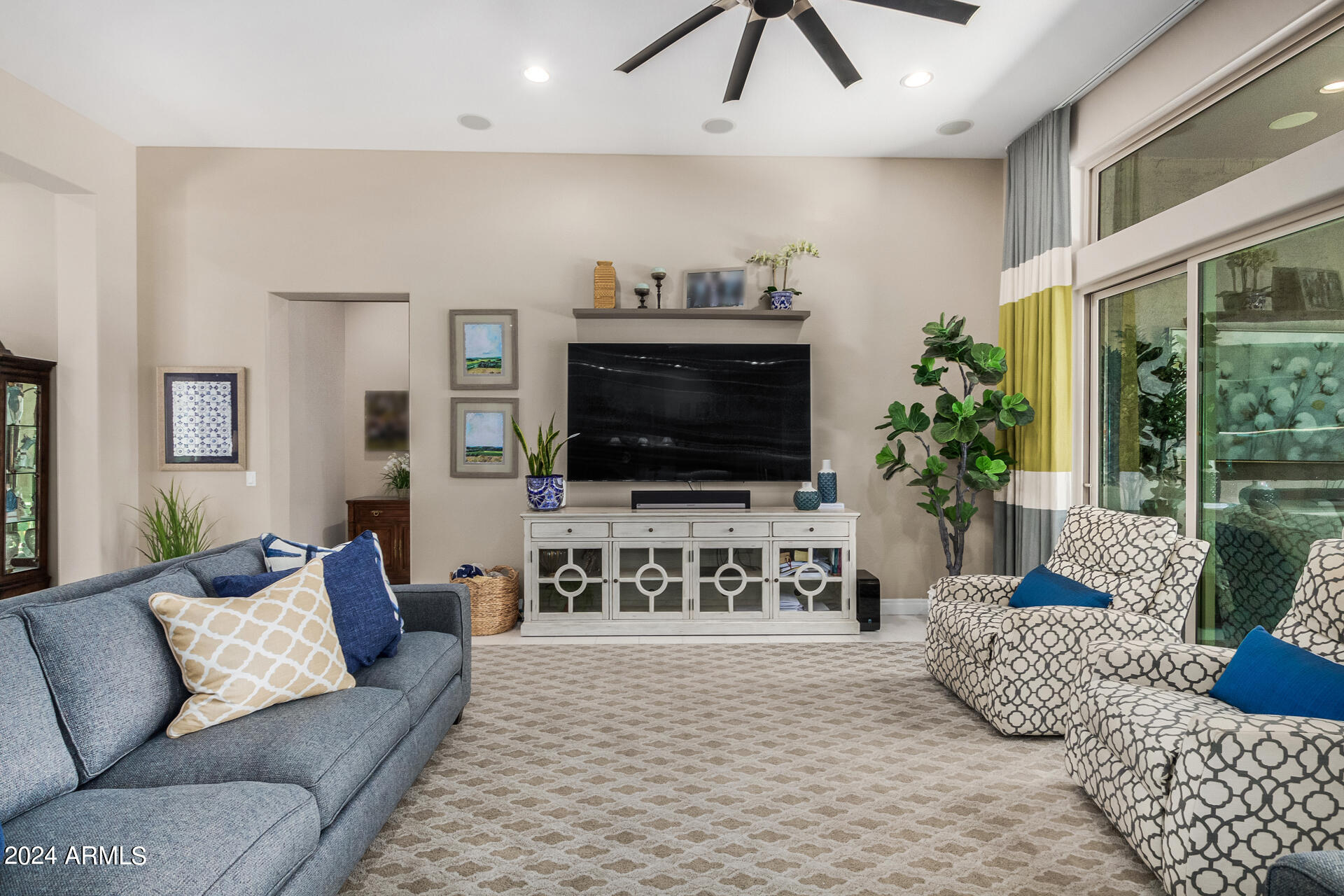 2868 E WILDHORSE Drive