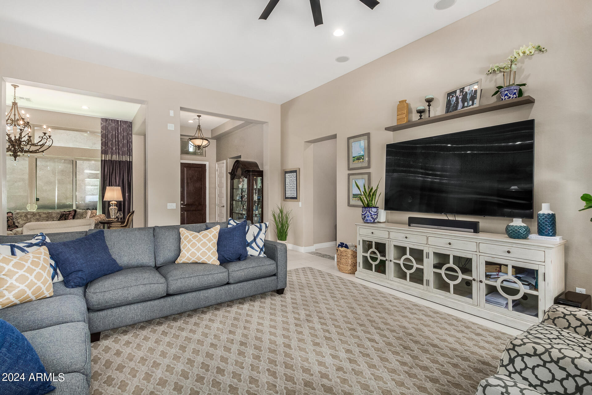 2868 E WILDHORSE Drive