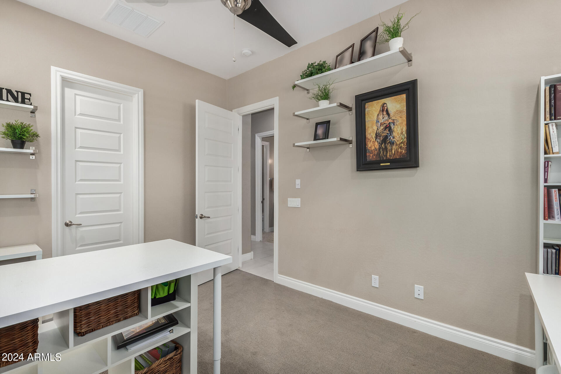 2868 E WILDHORSE Drive