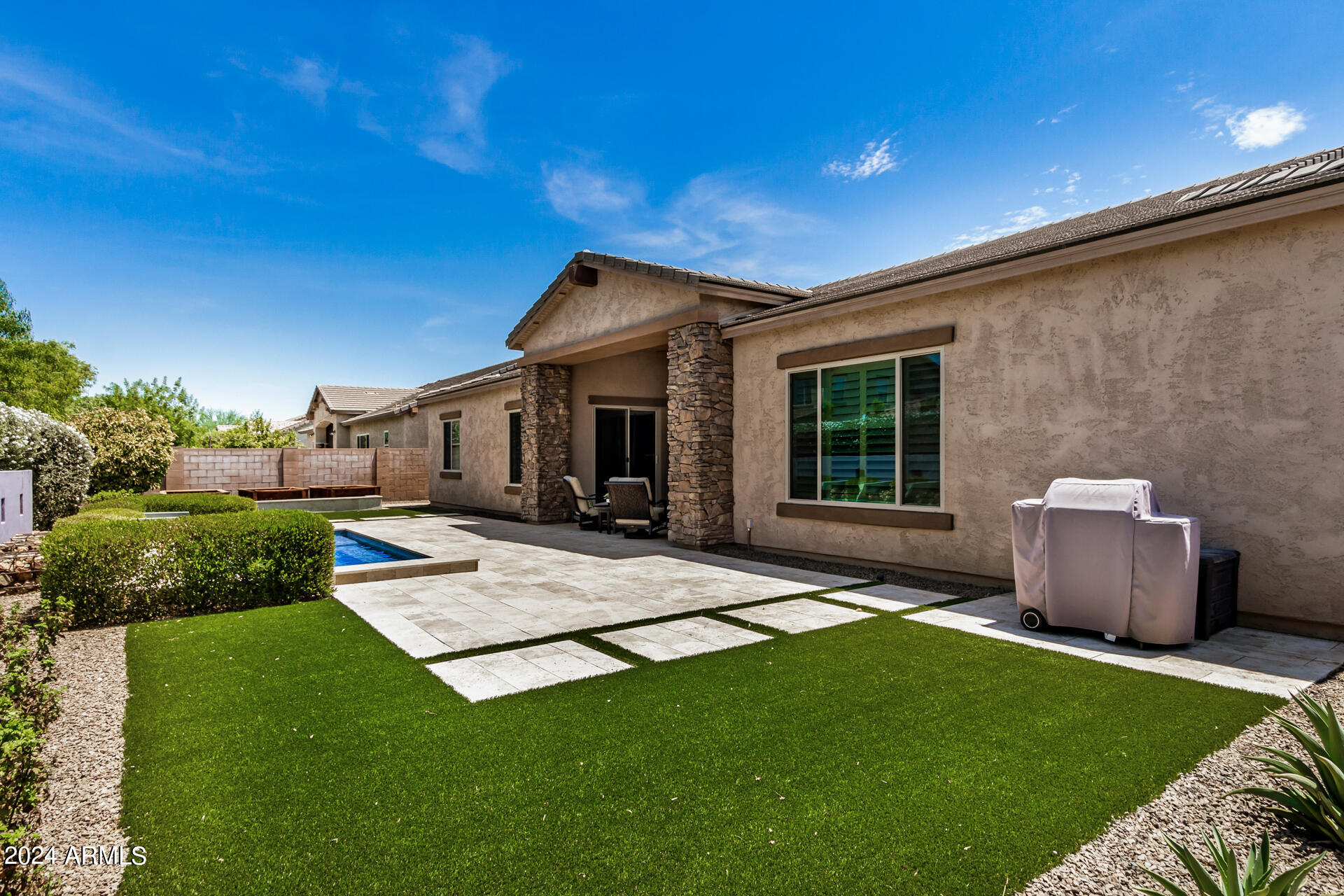 2868 E WILDHORSE Drive