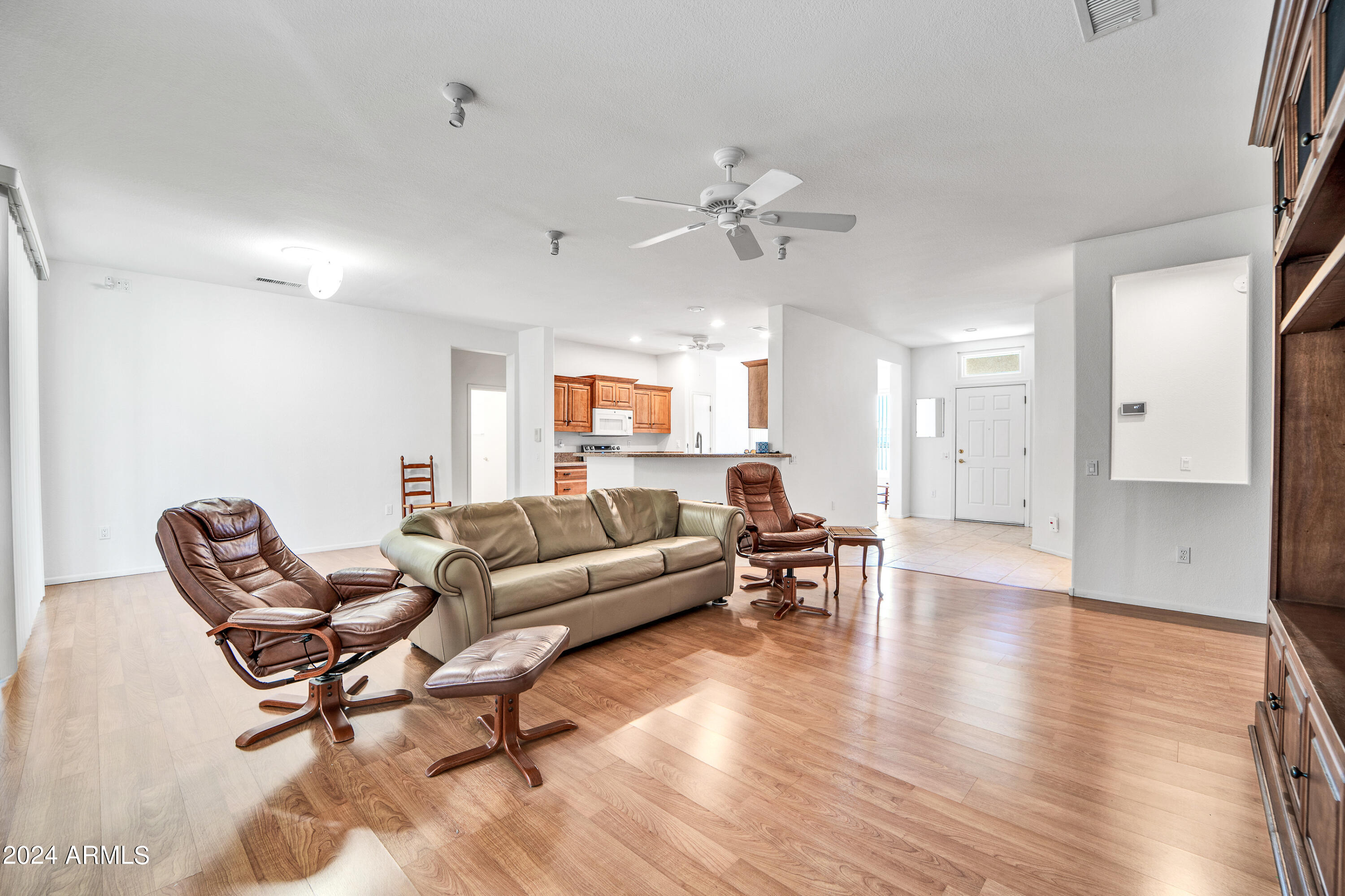 18024 N SOMERSET Drive