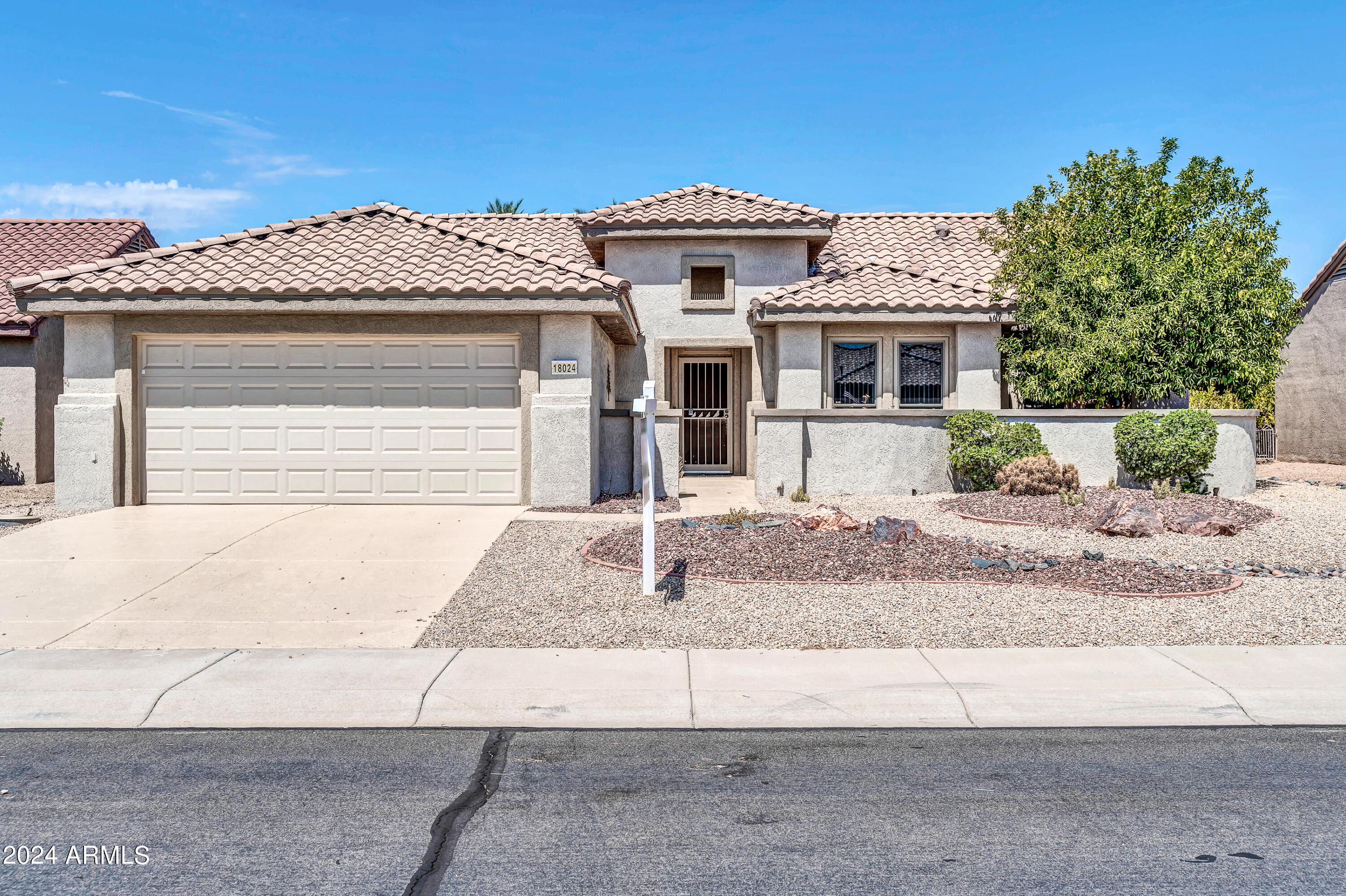 18024 N SOMERSET Drive