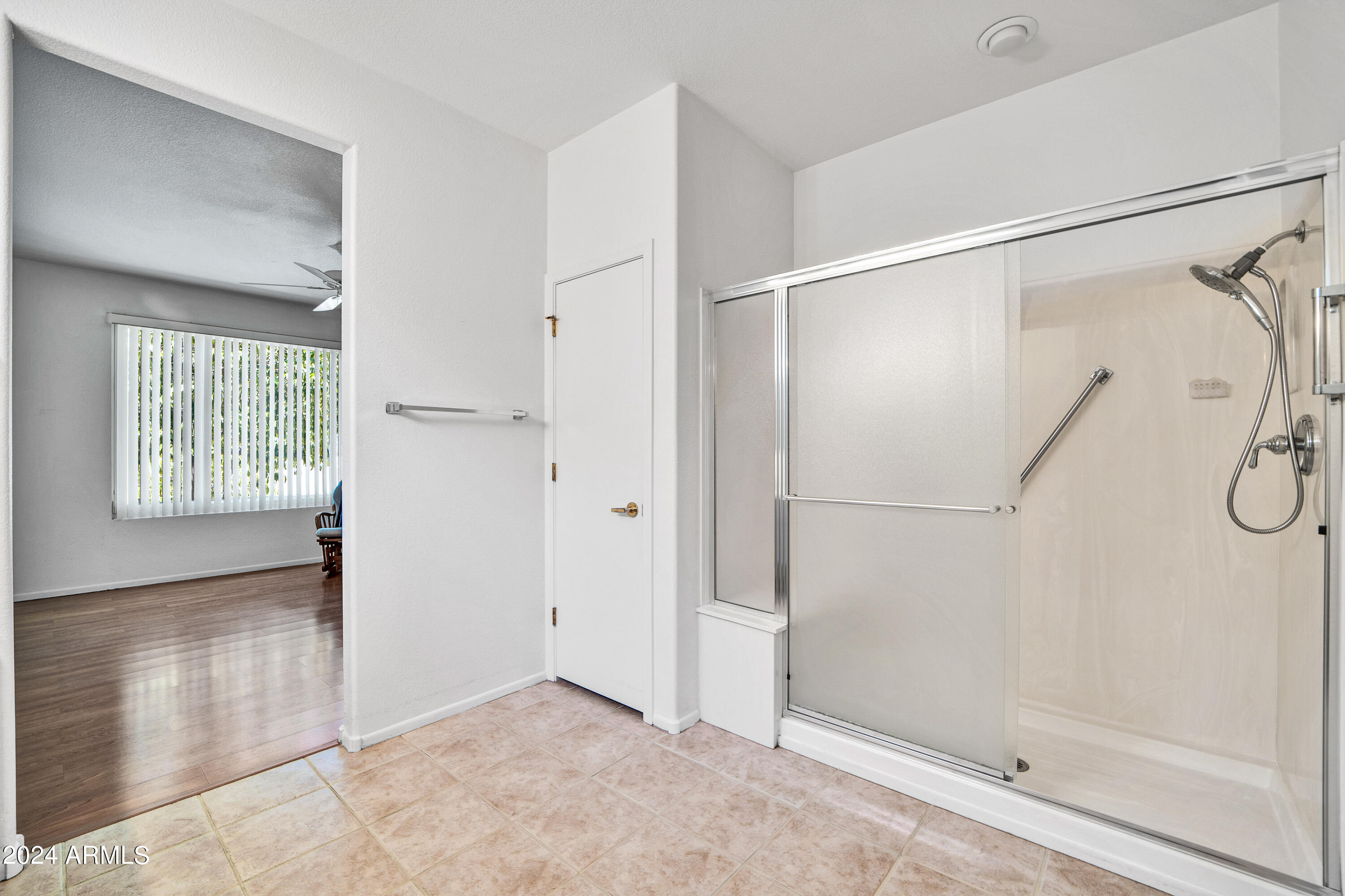 18024 N SOMERSET Drive