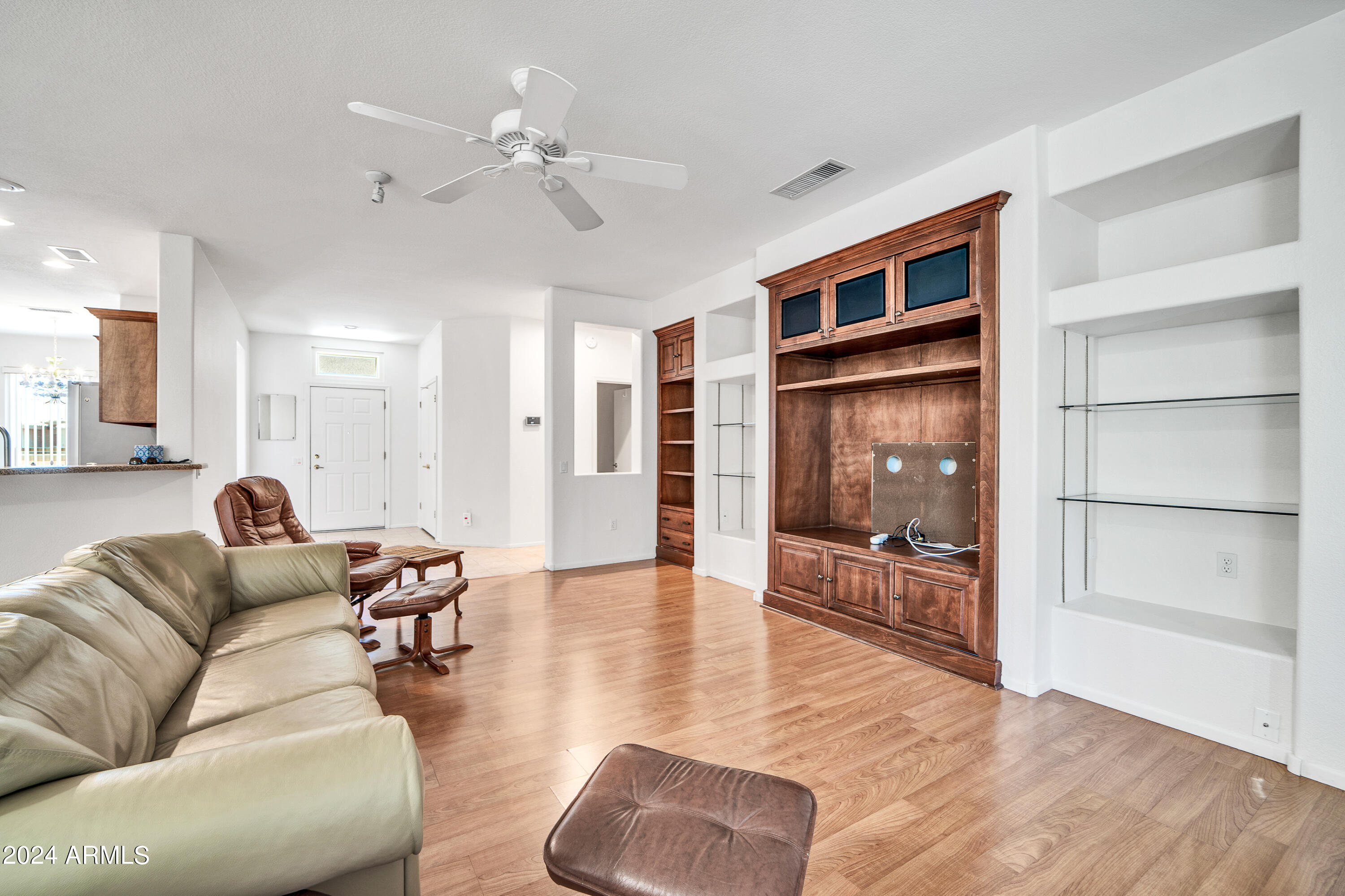 18024 N SOMERSET Drive