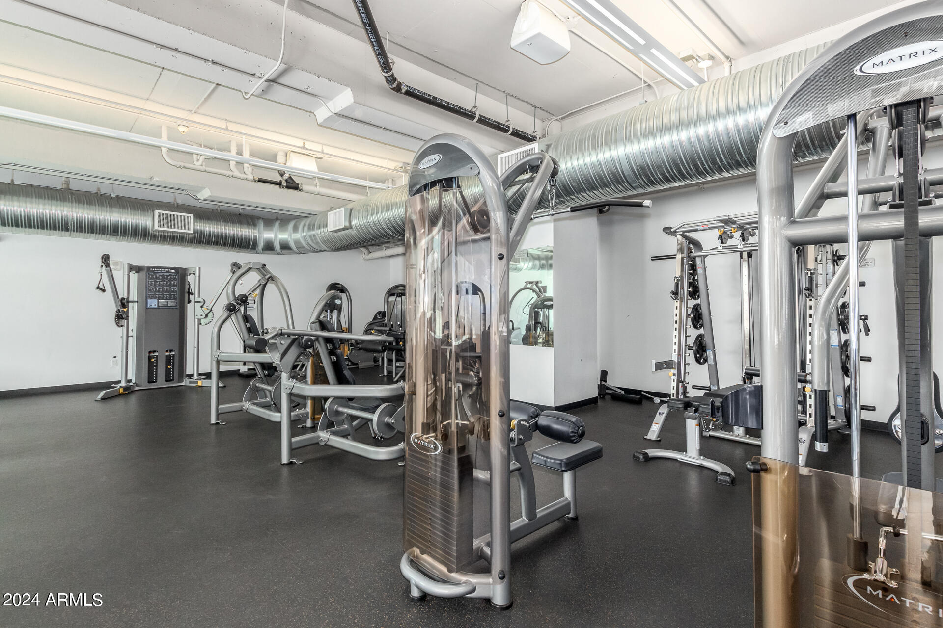 1 E LEXINGTON Avenue # 907