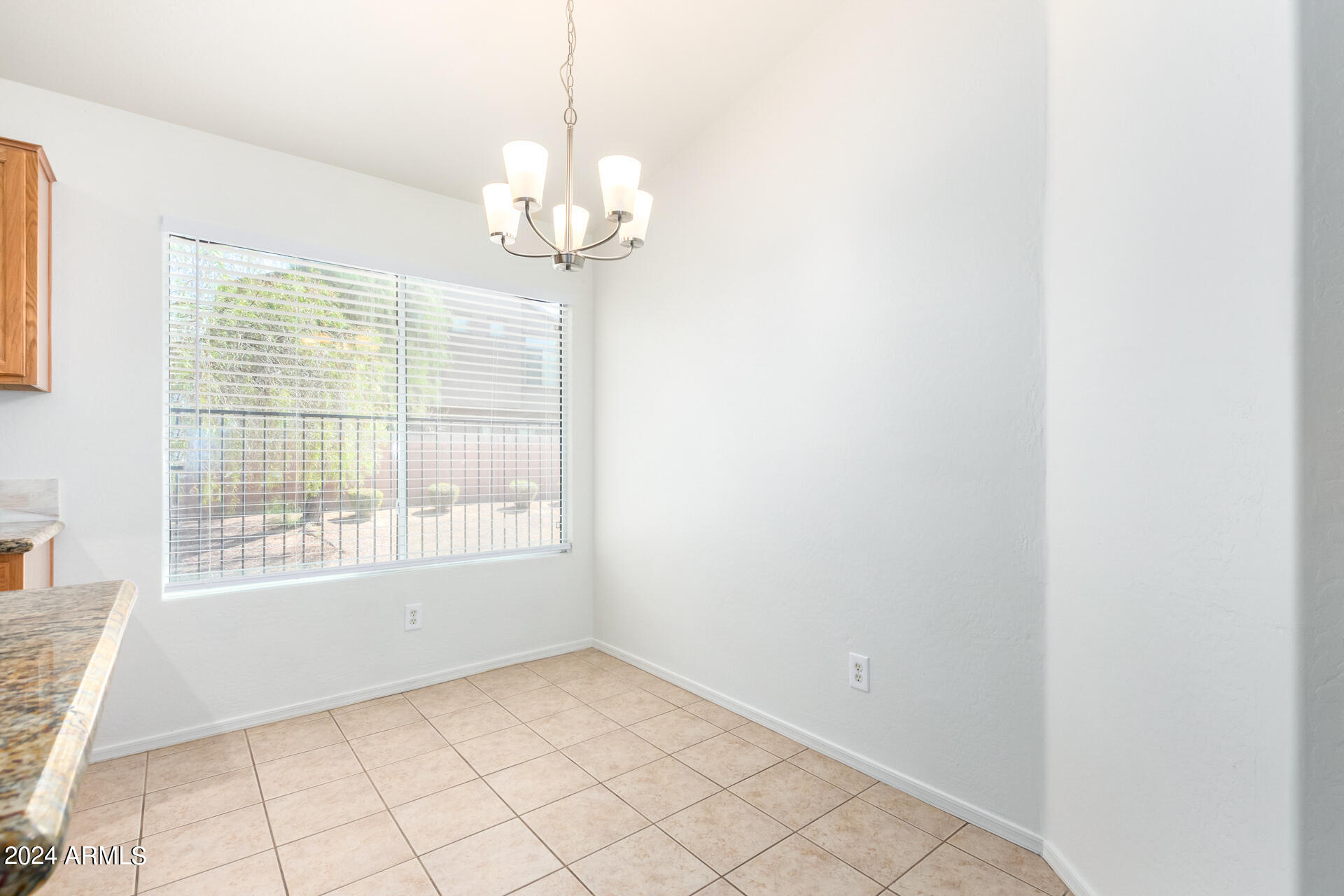 2109 E DANBURY Road