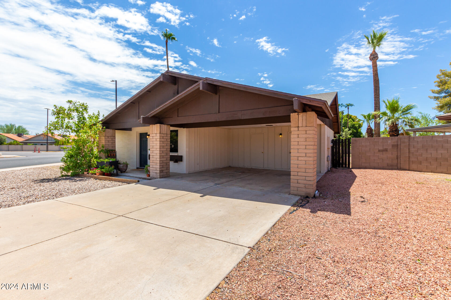 1956 S Los Altos --