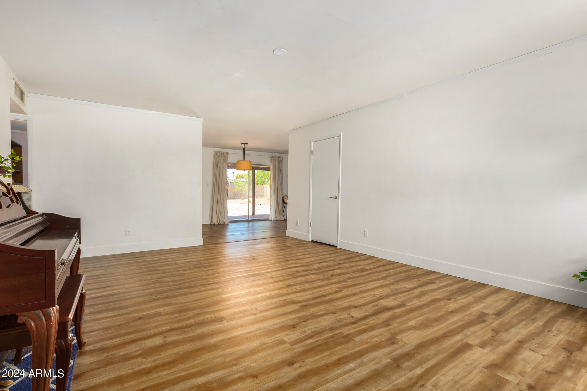 1956 S Los Altos --