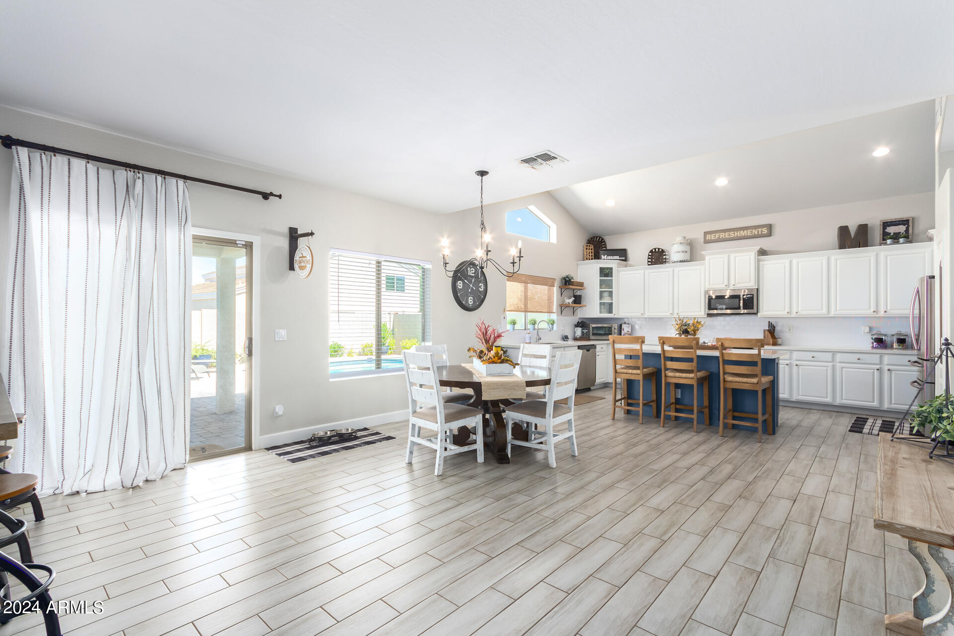 3464 W Tanner Ranch Road