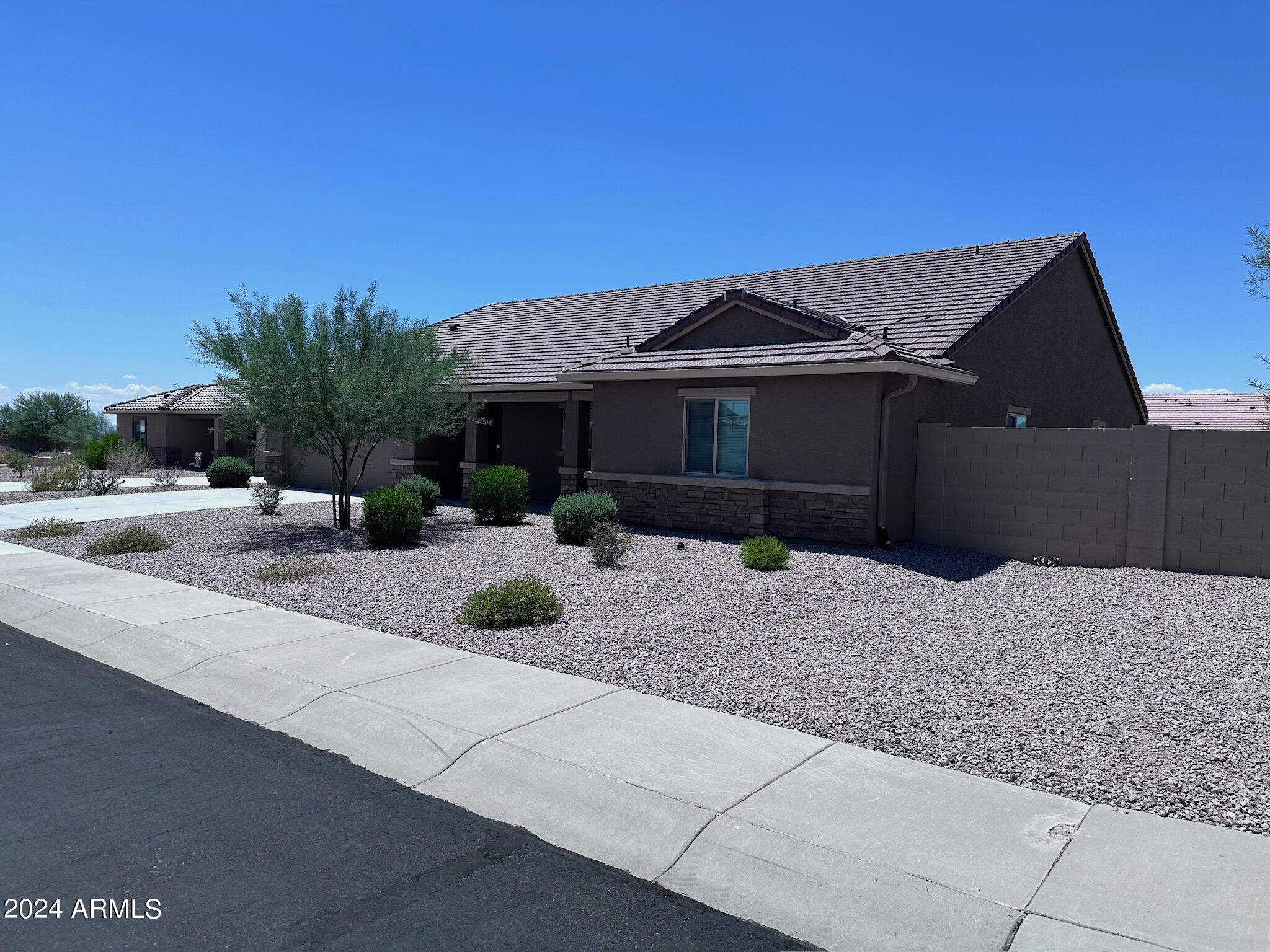 3829 N PRINCETON Lane