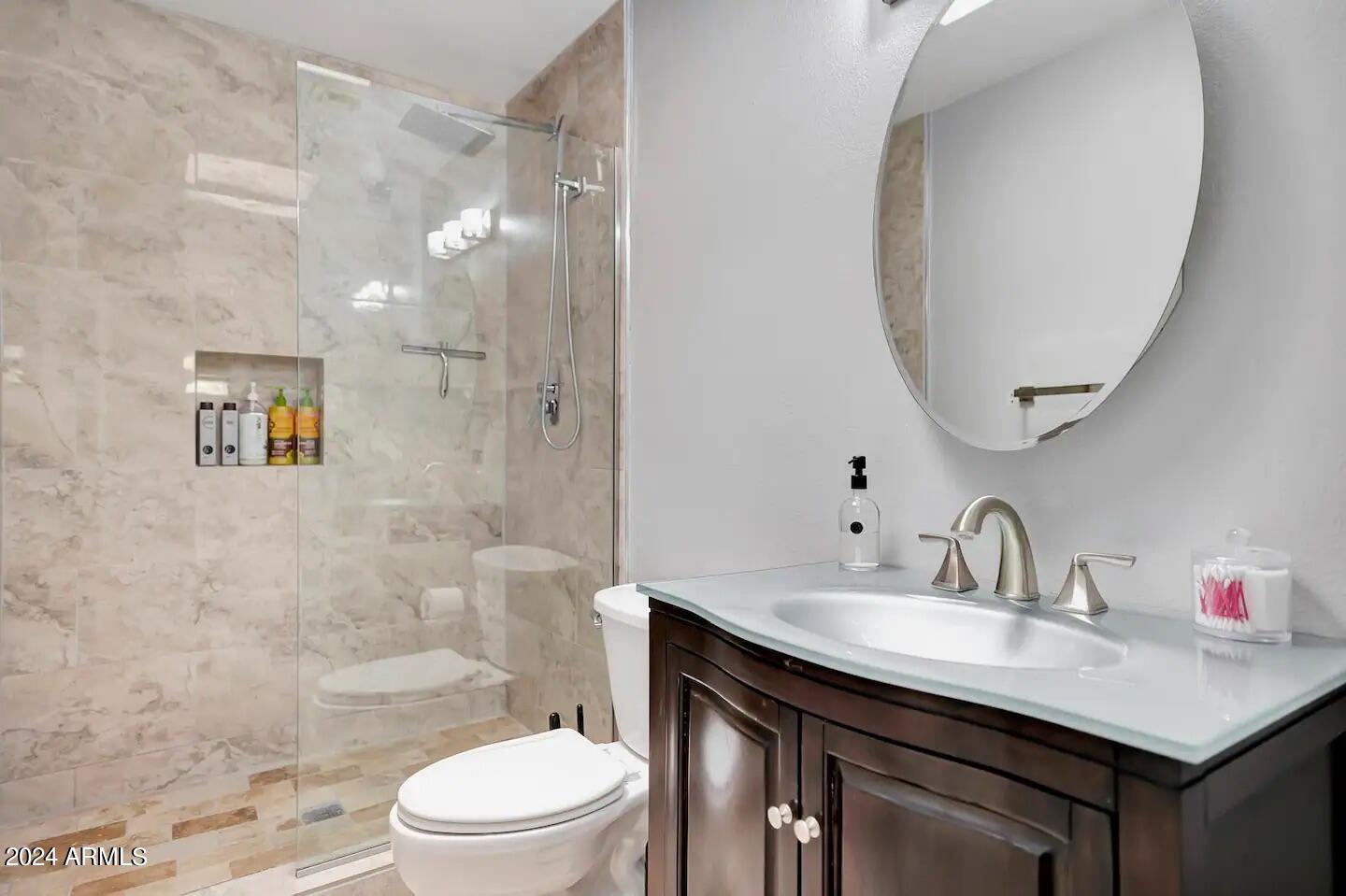 6203 E DESERT VISTA Trail